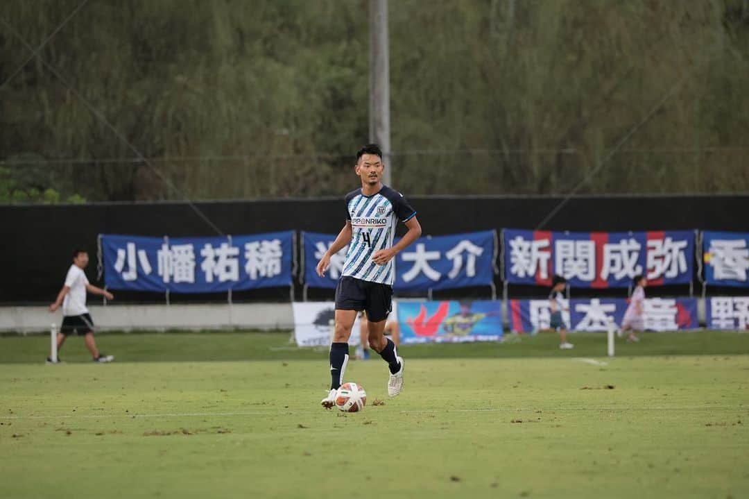 内田錬平さんのインスタグラム写真 - (内田錬平Instagram)「2023/10/1 KSL最終節 vs 東京ユナイテッドFC 3-3 draw  リーグ2位で地決にでれるかは全社の結果次第。みんなで上がろう。  悪天候のなか応援ありがとうございました！  #栃木シティ #KSL #arrowme」10月2日 22時32分 - renpiiiii