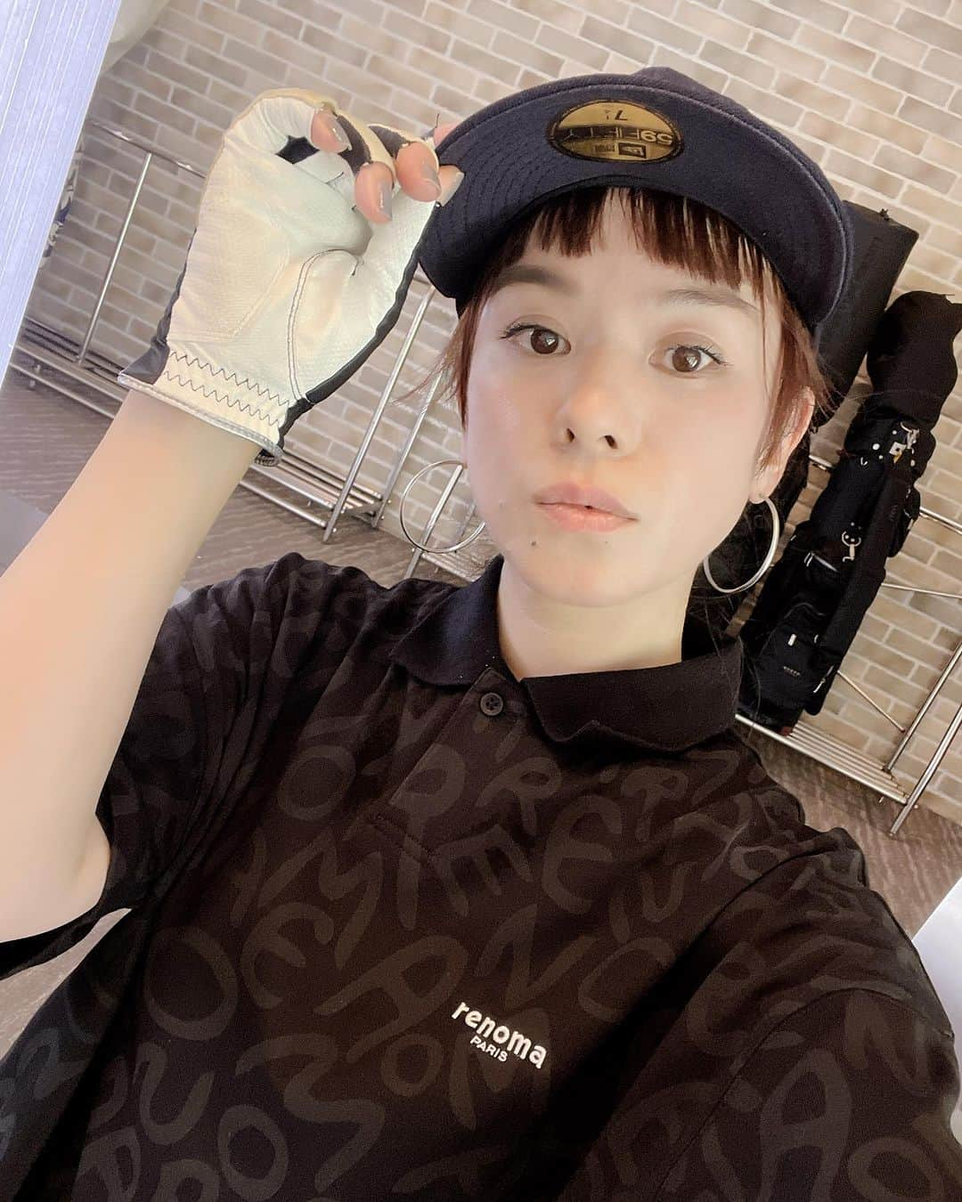 azumiさんのインスタグラム写真 - (azumiInstagram)「いつかのゴルフ練習 Golf Practice Someday  #renomagolf #adidasgolf #golf #golfwear #azumi #wyolica」10月2日 22時37分 - xx_azumi_xx