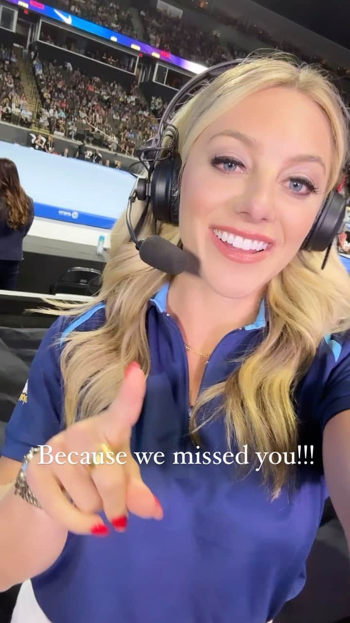 サマンサ・ペスゼックのインスタグラム：「Women’s World Championship team finals is on Wednesday, so I’ll be back in the booth doing color for @nbcsports on @peacock ❤️ • Quick updates/random thoughts from qualification day… • 1. Simone now has The Biles II on vault - the biggest and craziest and vault I’ve ever seen from a woman. She also does it very safely with great technique, which is the best part. 2. USA is currently in the lead by more than 5 points (team scores don’t carry over to finals day). 3. I am so excited for event finals on beam… the competitors are not finalized, but so far I’m pumped for who we will likely see!!!! 4. Jade Barbosa (BRA) is a rockstar and we competed together, so I’m just rooting for her and happy she looks happy. In contrast, I would not be happy doing those flips now, so I truly commend her!!! Like it’s incredible!! 5. What can we do to get Taylor Swift to date a men’s gymnast? Like I really love the Travis/Taylor narrative, but I really think gymnastics in general could have a little T Swift effect… #randomthought  • #NBCSports #gymnastics #worldchampionships #taylorswift #jadebarbosa @nbcolympics @jade_barbosa #simonebiles #usagym @usagym #olympics @olympics」