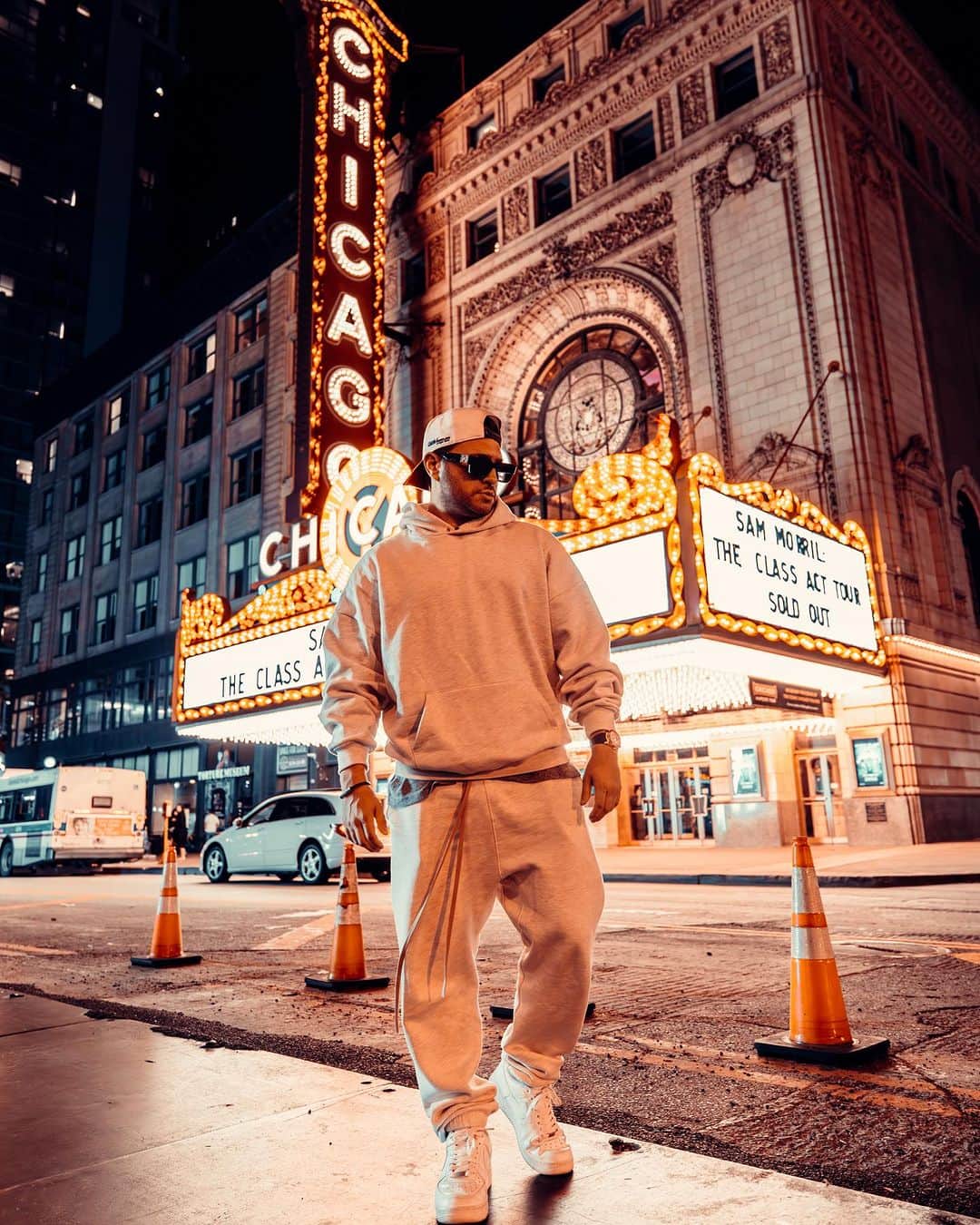 ジョナス・ブルーのインスタグラム：「A weekend of fun… Vegas, Sunnyvale and Chicago thanks for a good time 🇺🇸💙  📸: @jordanmarchand_cv」