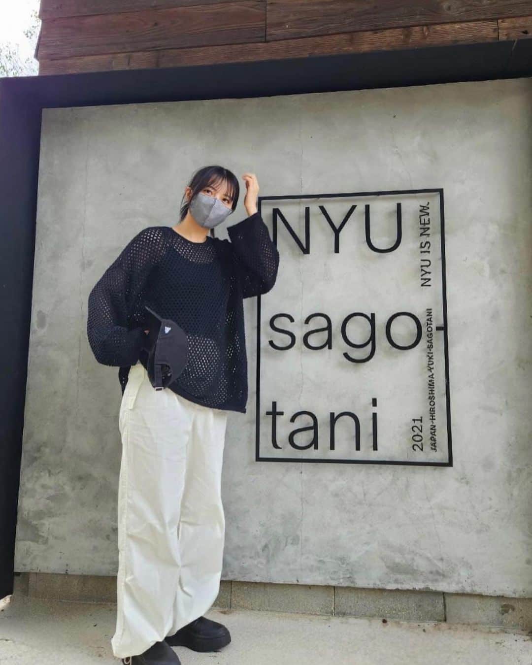 谷口茉妃菜さんのインスタグラム写真 - (谷口茉妃菜Instagram)「・  最近のoff…🥪☁️ すっぴんでゆるっとパン屋さんに行って ウシを見た日🐮猫も居た！  #stu48 #idol #ootd #gulamourpain  #roku #mardi #newera #puma」10月3日 0時14分 - officialmahina__