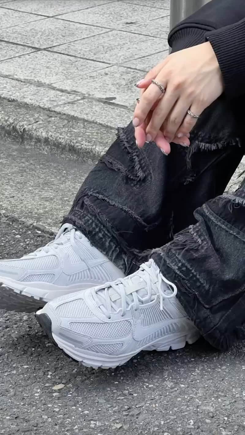 Nike Sportswearのインスタグラム：「Vomero 5: Where style meets the undefinable. These kicks are more than just sneakers; they’re a statement of individuality.」