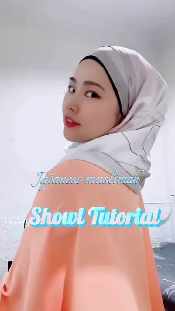 sunaのインスタグラム：「🌻Tutorial Video🌻 Arrangement to wear like a neck warmer🧣  All Muslimah wearing hijab when they go out. In this account, a Japanese converted Muslimah will show you  🌸Tips to make Kirei & Kawaii with Hijab 🌸Styling that you can do in 1 minute  . #hijab #hijabstyles  #hijaberstyle #hıjabfashion  #hijabtutorial #hijabinspiration  #hijabi  #fashionmalaysia #muslimahfashionistawear  #malaysiamuslim #cantikcantik  #cantikhijab #hijabmurah  #hijabcollection  #comel #hijabmasakini   #igmalaysia  #muslimmalaysia  #malaysia  #malaysiaculture #malaysiastyle  #malaysiafashion  #malaysianbeauty  #malaysiancantik  #japanesemuslimah  #cantikindonesia  #cantiknatural  #muslimahcantik  #muslimawear  #muslimahhijab」