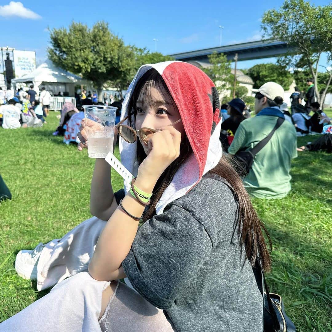 福田花音さんのインスタグラム写真 - (福田花音Instagram)「おそらくラスト夏フェスなぴあフェスの思い出🇯🇵最強フル装備参戦〜〜秋だけどぜんぜん夏の気温でたのしすぎた🌞」10月3日 11時22分 - kanon_fukuda