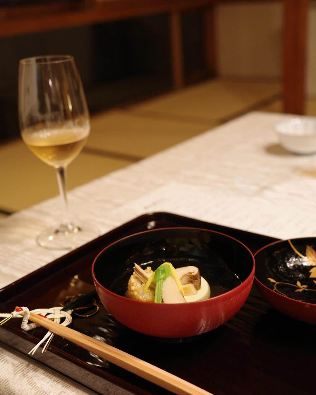 きたかぜあすかさんのインスタグラム写真 - (きたかぜあすかInstagram)「⠀ ⠀ ⠀  お宮参り後のお食事会✨  お料理も空間も素敵で まったりとした時間を過ごせました。  ⠀ ⠀ ⠀ #下鴨茶寮  #京都ディナー」10月3日 11時40分 - asukaa02