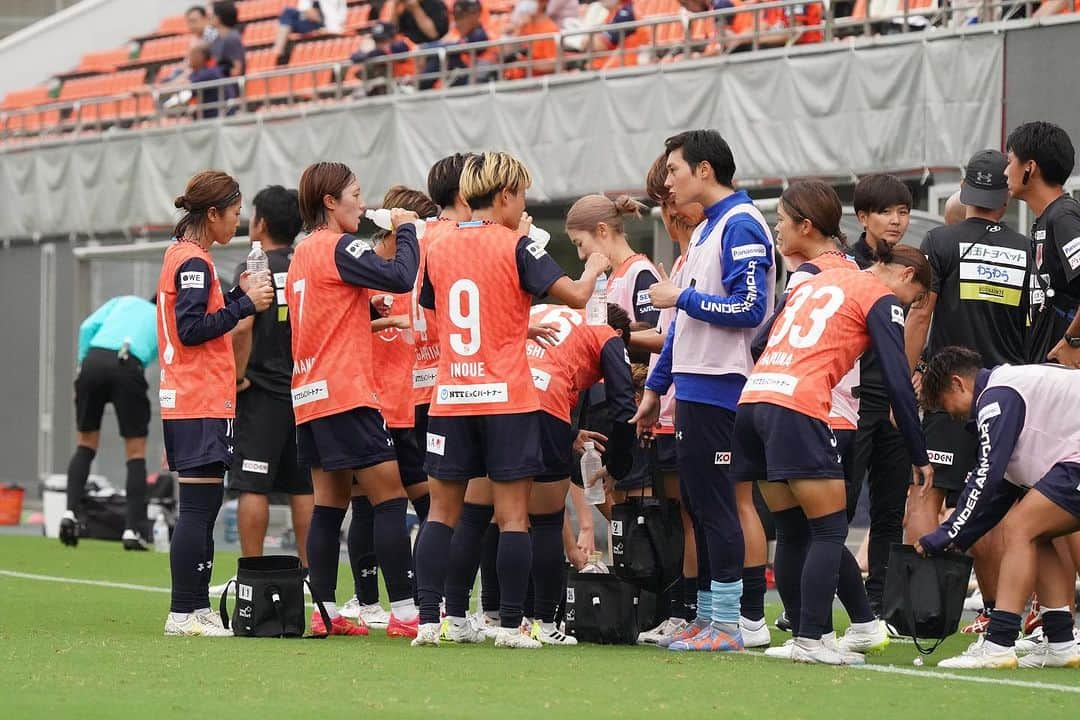 有吉佐織さんのインスタグラム写真 - (有吉佐織Instagram)「🐿️🧡  雨の中、応援ありがとうございました！！ VENTUSにきて長野に初勝利！！ 船木の移籍後初ゴール！！ ただ、得失点差で決勝にはいけず。 悔しいでしかないけど カップ戦全試合チームとして 攻守にわたり連動してアグレッシブなプレー 全員がひとつになって 自分らしさ、VENTUSらしさを表現しようと とても良いチャレンジができたと思います  11月11日のリーグ開幕戦に向けて さらに磨きをかけていきたいと思います  開幕戦までまた少し時間が空きますが 引き続き応援よろしくお願いします！  #大宮アルディージャventus  #🐿️🧡 #weリーグカップ  #船木ナイッシュー」10月3日 12時05分 - ariyoshisaori_1101