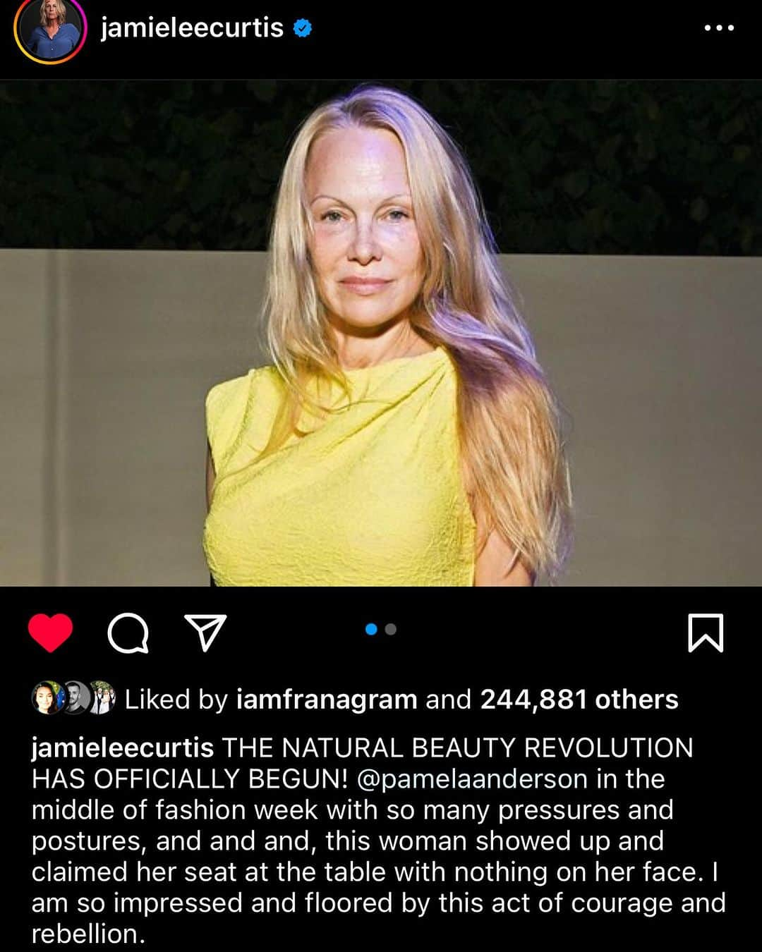 トームさんのインスタグラム写真 - (トームInstagram)「@isabellarossellini for @vogueitalia &  @pamelaanderson at #parisfashionweek #pfw  proponents of aging without fear or shame」10月3日 5時09分 - tomenyc