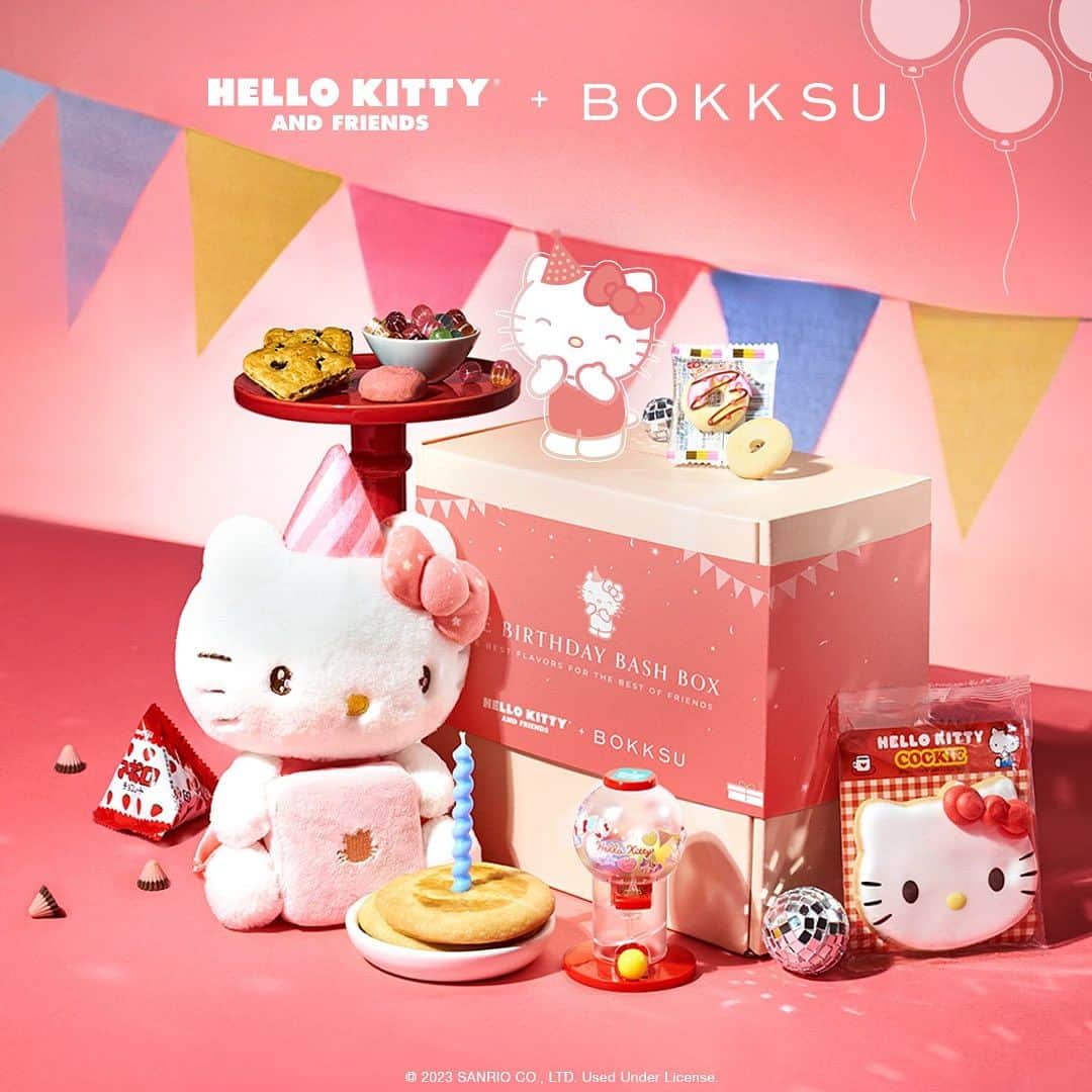 Hello Kittyさんのインスタグラム写真 - (Hello KittyInstagram)「The latest @Bokksu + @HelloKitty and Friends box has arrived! Celebrate Hello Kitty’s birthday with sweet and savory snacks, and supercute surprises. 🎊🎂💖  #hellokitty #sanrio #japanesesnacks」10月3日 5時42分 - hellokitty