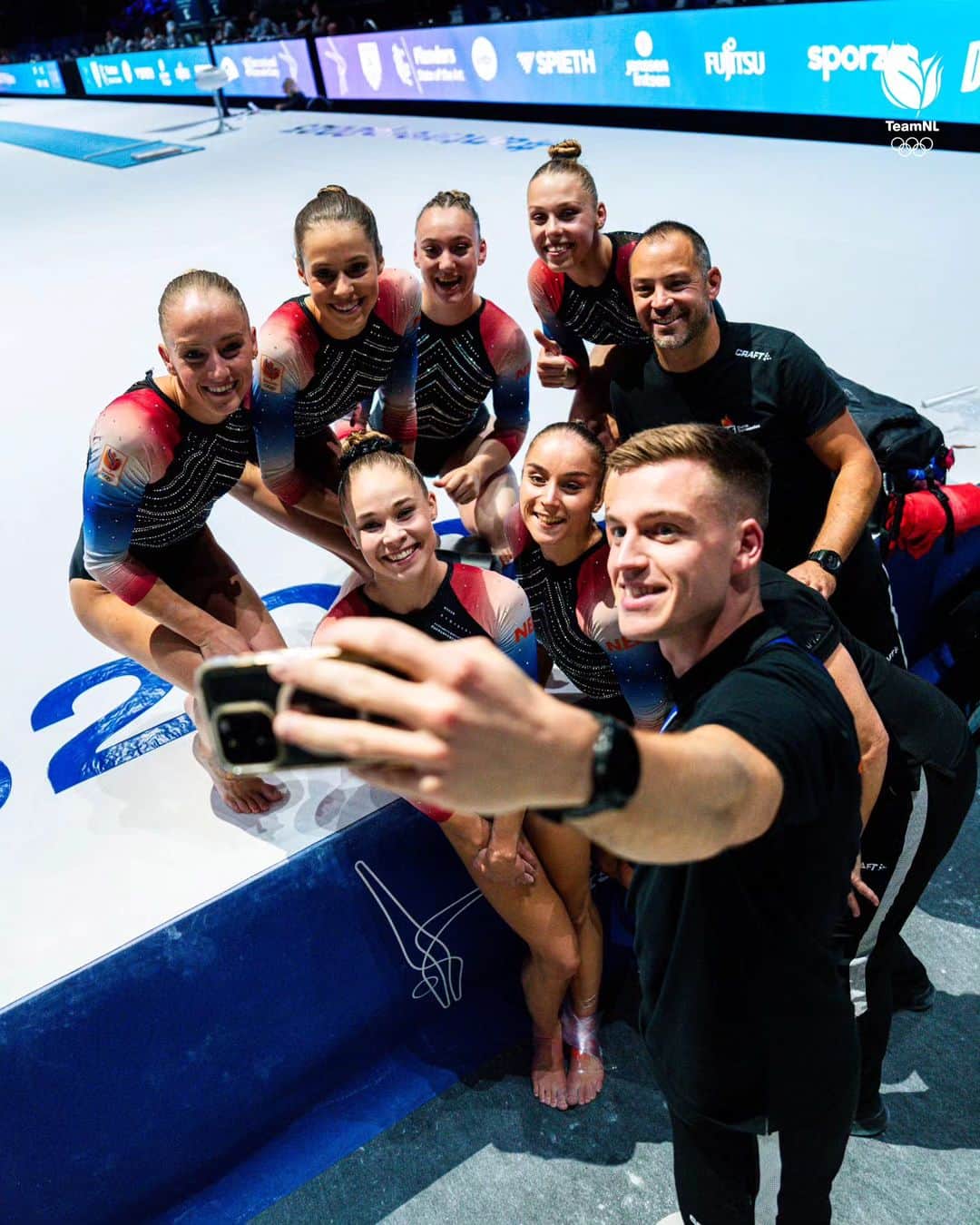 エイトォーラ・トールズドッティルのインスタグラム：「Olympic team ticket in the pocket!✨️🧡 Also qualified for team final and for my first world championship allround final everrrr. Very very happy!☺️ #worldchampionships #teamnl」