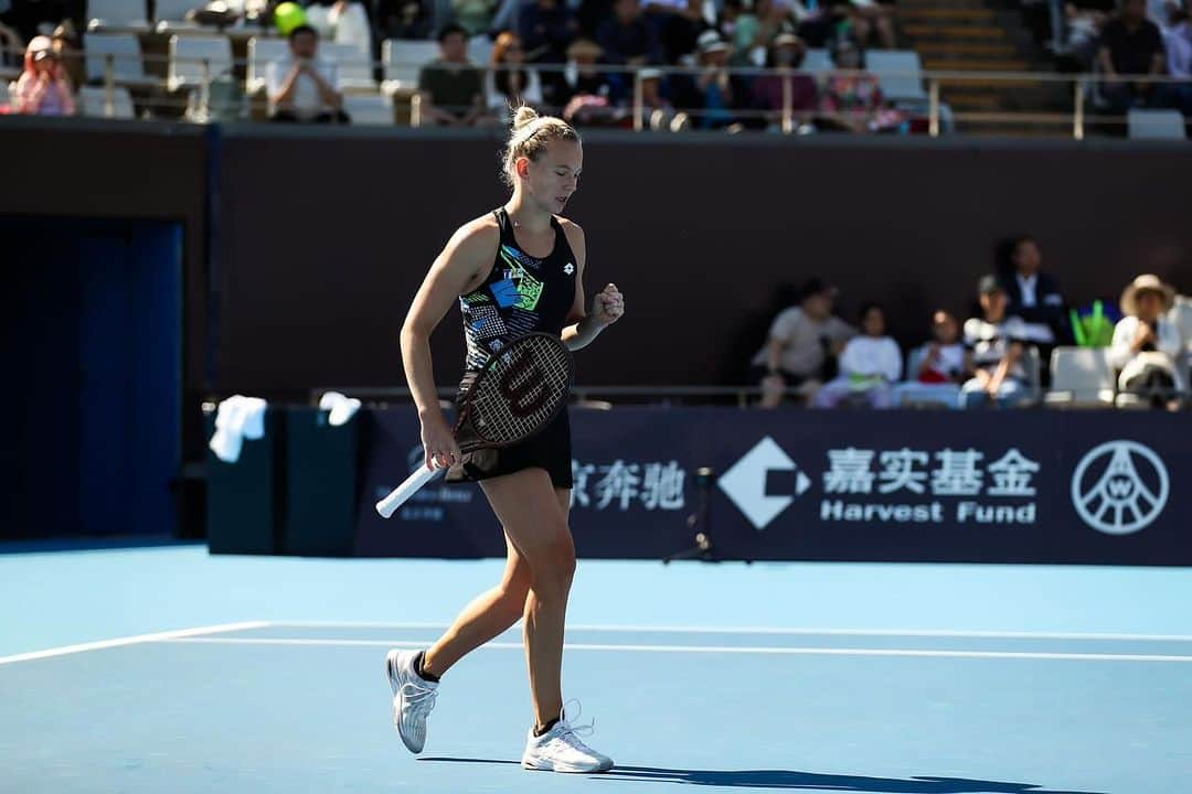 カテリナ・シニアコバさんのインスタグラム写真 - (カテリナ・シニアコバInstagram)「Next round of doubles with @bkrejcikova 💪🏻」10月3日 6時04分 - siniakovakaterina