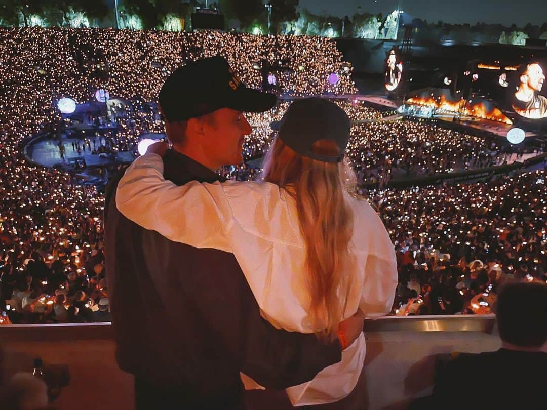 アリエル・ヴァンデンバーグのインスタグラム：「I love my angel boy! @mattcutshall」