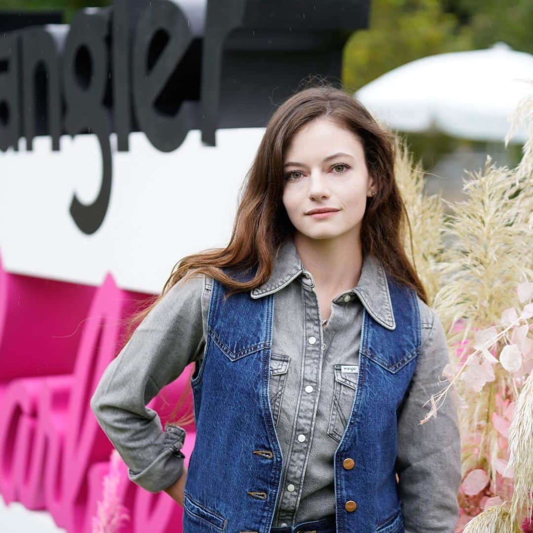 マッケンジー・フォイさんのインスタグラム写真 - (マッケンジー・フォイInstagram)「Thank you for having me!!!!! @wrangler @barbie」10月3日 7時18分 - mackenziefoy