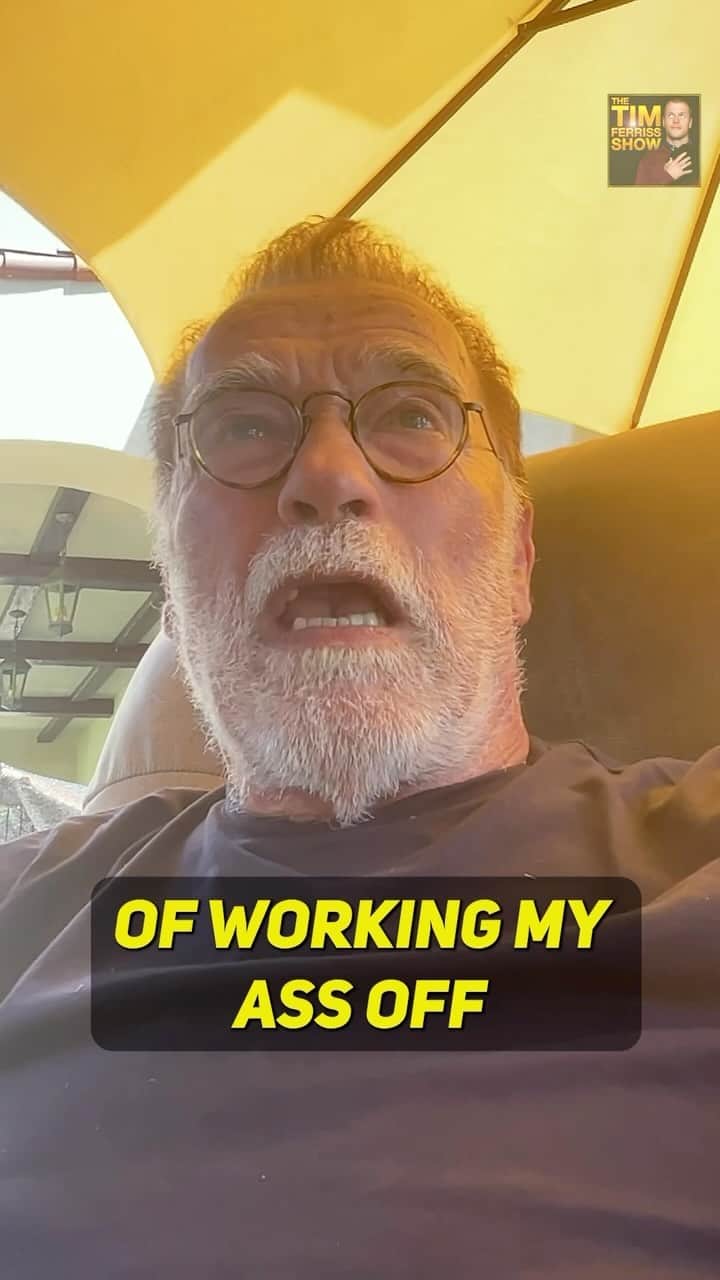 アーノルド・シュワルツェネッガーのインスタグラム：「Arnold Schwarzenegger (@schwarzenegger) on building your own ladder to success and working your ass off 💪  Listen to my brand-new interview with Arnold: tim.blog/podcast 🙌」