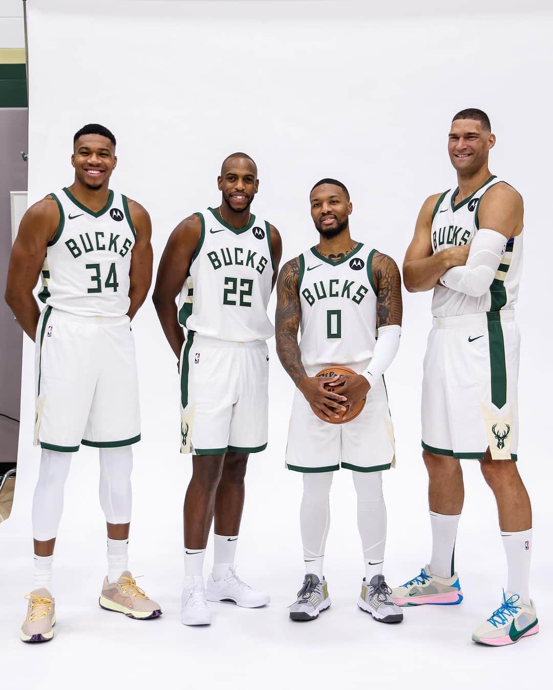 のインスタグラム：「🦌🦌🦌🦌」