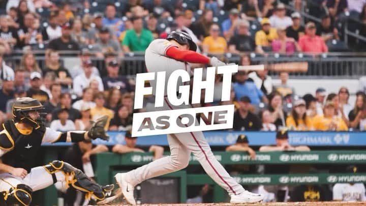 アトランタ・ブレーブスのインスタグラム：「We play. We cheer.  We fight.  We win.   As One.   #AsOneATL」