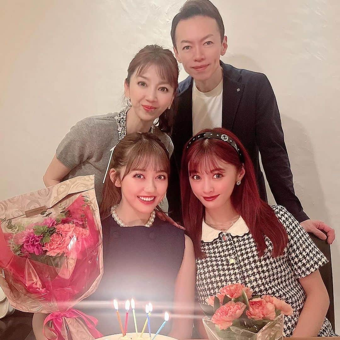 君島十和子さんのインスタグラム写真 - (君島十和子Instagram)「Happy Happy Birthday  My  Sweet Baby  人の心に寄り添える 優しい女性に成長してる いつも本当に頑張ってる ありがとう💐  22歳、心から おめでとう💝  #大切な娘 #大切な家族 #お誕生日 #家族でお祝い @takayuki.kimijima_official  @yuuki_kimijima0427  @__mimiworld__  #君島十和子」10月3日 8時49分 - ftcbeauty.official