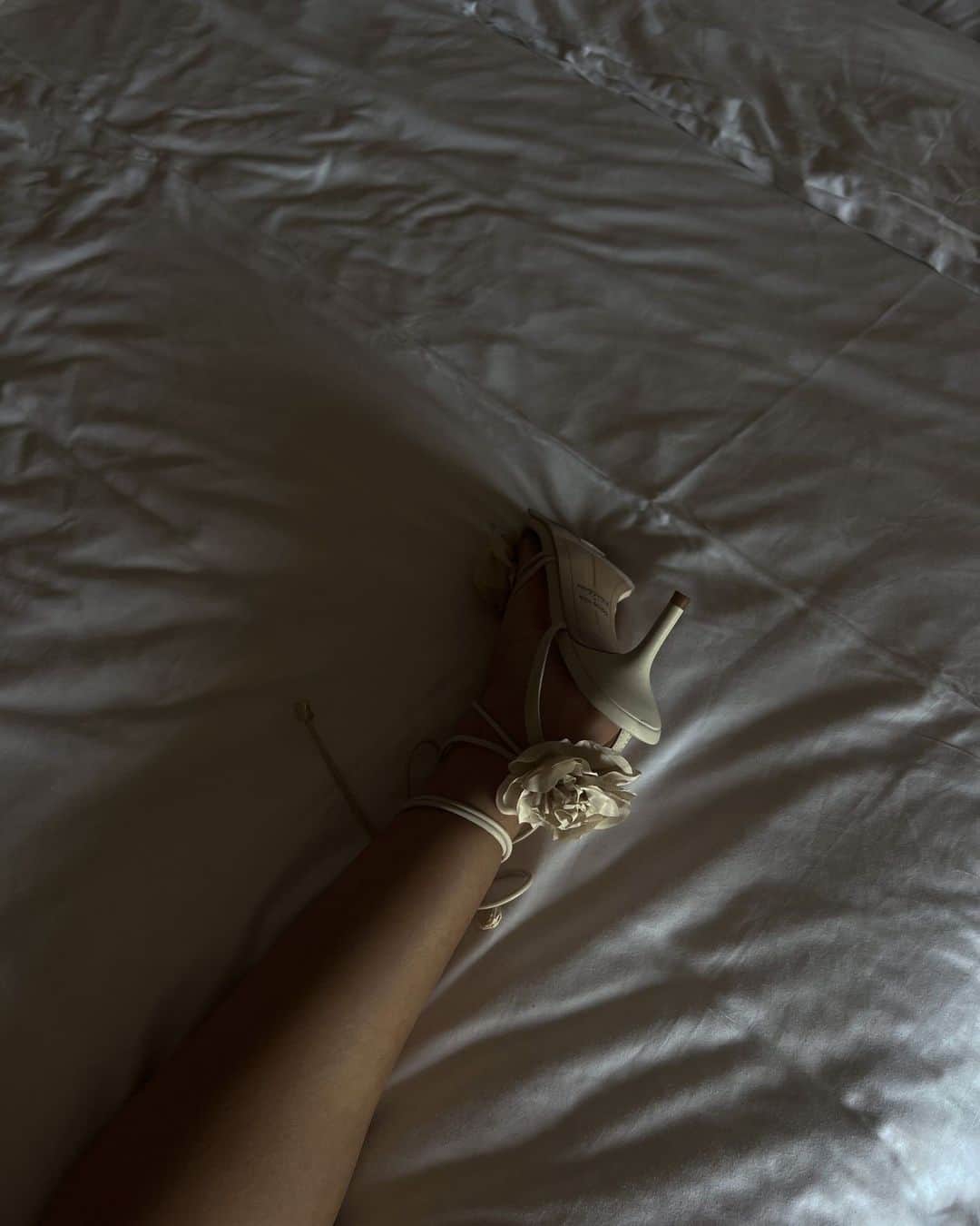 For Love & Lemonsのインスタグラム：「Some of our muses in their pretty little steppers 💌#GIRLSinLOVE #forloveandlemons」