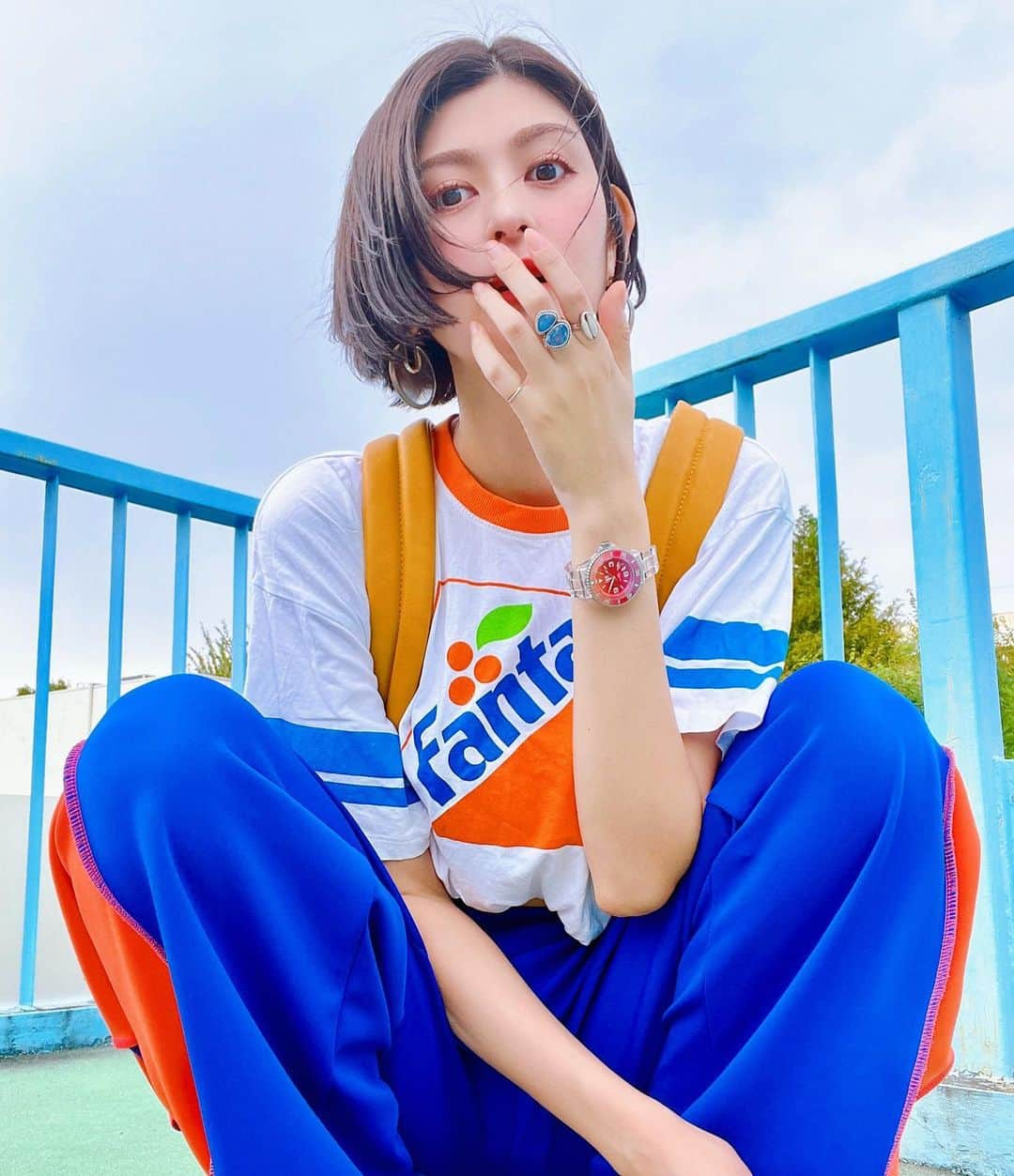 石井美絵子さんのインスタグラム写真 - (石井美絵子Instagram)「セットアップみたいな 色味になった🍊💙  ーーー #古着コーデ #古着女子 #古着mixコーデ #古着好き #カラーコーデ #カラフルコーデ #カラー好き 派手好き #カラフル好き #170cmコーデ #派手コーデ #派手服 #派手女子 #古着ファッション #高身長女子 #fashiongram #fashionlovers #vintagefashion #vintagelovers #colorfashion #colorfullife #ミカコのフク」10月4日 22時00分 - mikako.ishii