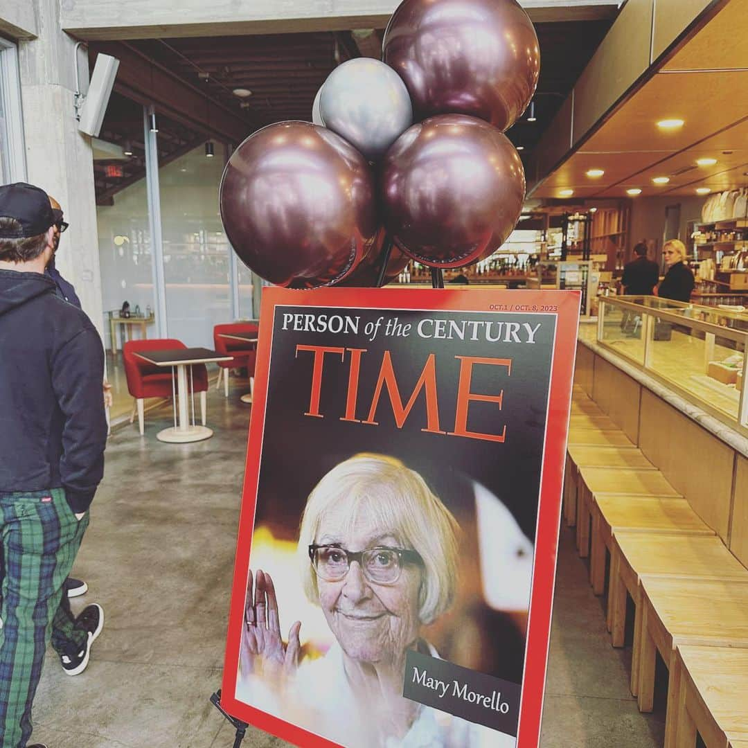 かねあいよよかさんのインスタグラム写真 - (かねあいよよかInstagram)「Yesterday was a special party celebrating Mary Morello's 100th birthday! It was such a honor to be invited by @tommorello , whom I adore, to join in the performance and celebrate Mary as a part of the band. I performed Ozzy Osbourne's Mr. Crowley with @jackblack  and Tom Morello's son, @romanmorello1 and his friends. Roman is a wonderfully talented guitarist, Roya Feiz on bass and Hugo Weiss on keys with a great sense of style! Jack's vocals got us going like a scene from his movie, “School of Rock”. I love his singing and his character! All the other bands gave warm and moving performances! It was a wonderful time with full of love. @perryfarrellofficial @ettylaufarrell @ziggymarley @serjtankian   And it was a huge event experience in my life to meet the members of @rageagainstthemachine , of which our whole family is a huge fan. We will always love and respect this band. Thank you for being so kind to us! @bradwilk , it was great to finally meet you!  It was also great to be able to give everyone some of my favorite @misaky.tokyo  treat. @alissa_miky , thank you for providing us with healthy and beautiful treat!  Thanks to @lisaloeb  for connecting me with Tom!  And Tom Morello, thank you for inviting us to such a wonderful, heartwarming anniversary! The food was wonderful! We love Mary and your family! We look forward to seeing you again.  #tommorello #marymorello #100thbirthday #rageagainstthemachine #jackblack #ozzyosbourne #mrcrowley #yoyoka #drummer #losangeles #hollywood」10月3日 9時19分 - yoyoka_drums