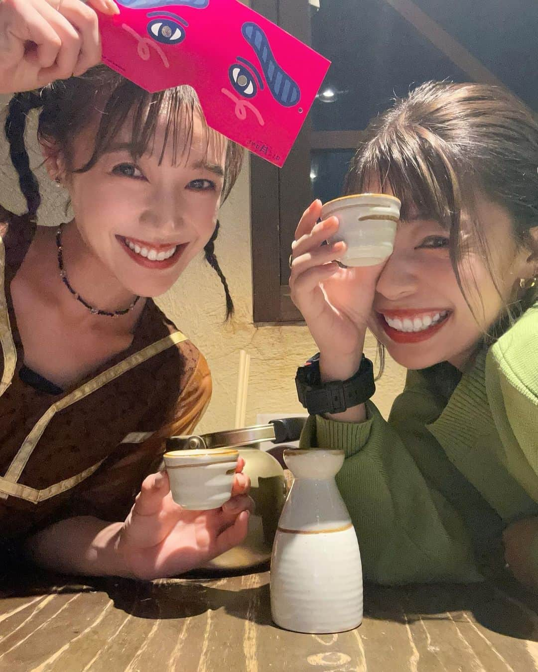 服部さやかのインスタグラム：「黒田と🍶  #はしごはかた」