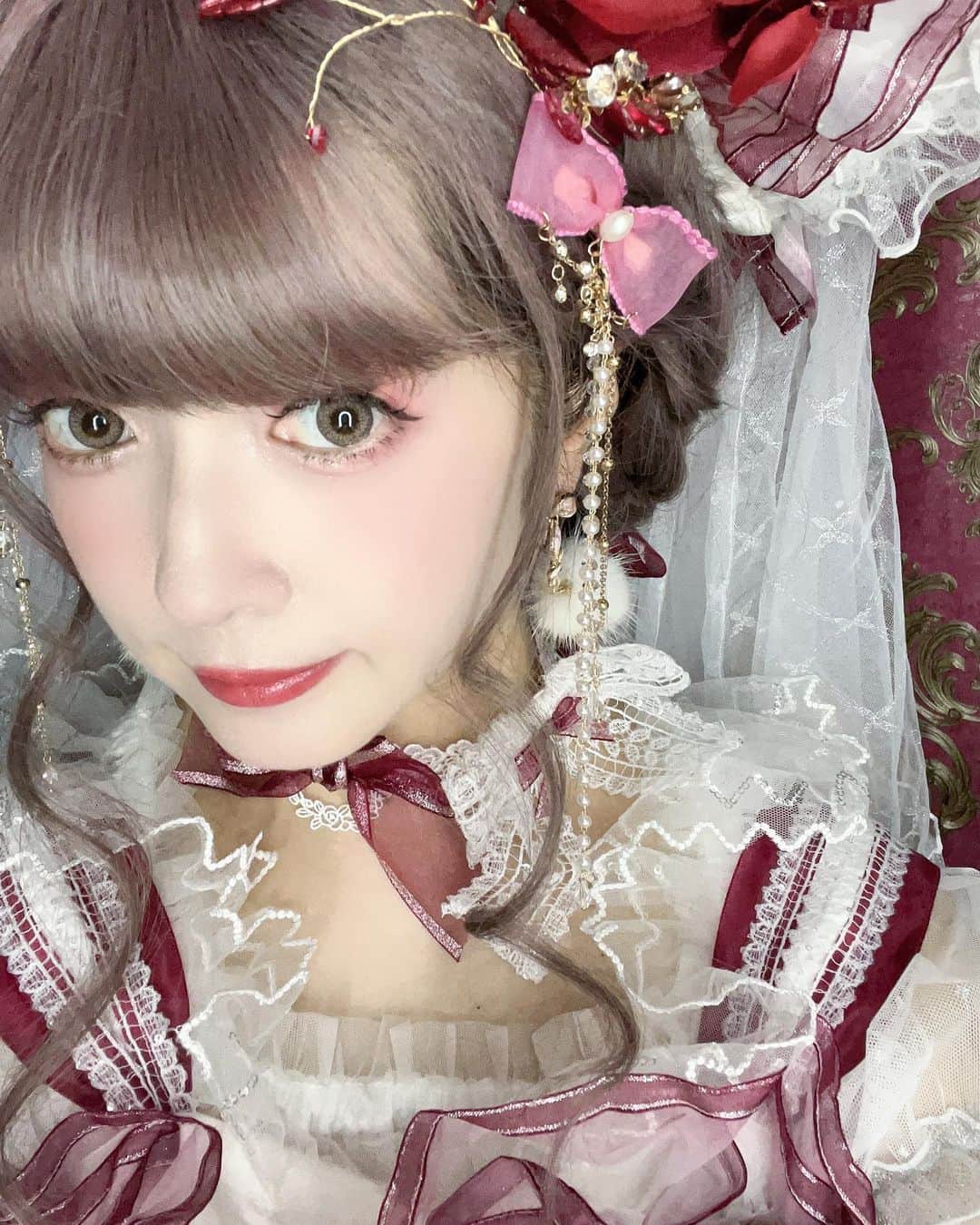 青木美沙子さんのインスタグラム写真 - (青木美沙子Instagram)「ハイトーン髪どうかな⁉️ (ウィッグです)🎀」10月3日 10時07分 - misakoaoki
