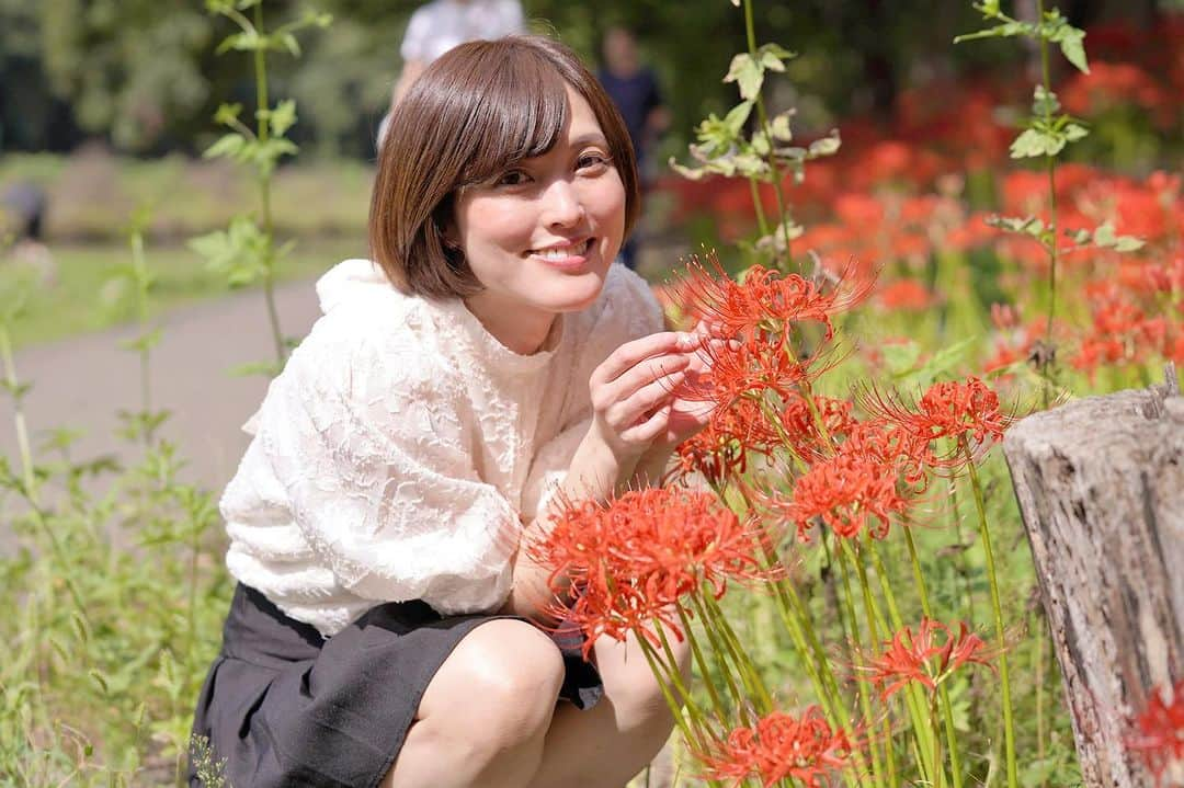 可愛ゆりあさんのインスタグラム写真 - (可愛ゆりあInstagram)「曼珠沙華🌺  #ポートレート　#ポートレート撮影 #ポートレートモデル　#portrait #曼珠沙華　#花と私　#プルクラ撮影会 #撮影モデル　#撮影会モデル」10月3日 10時13分 - smilrina.love