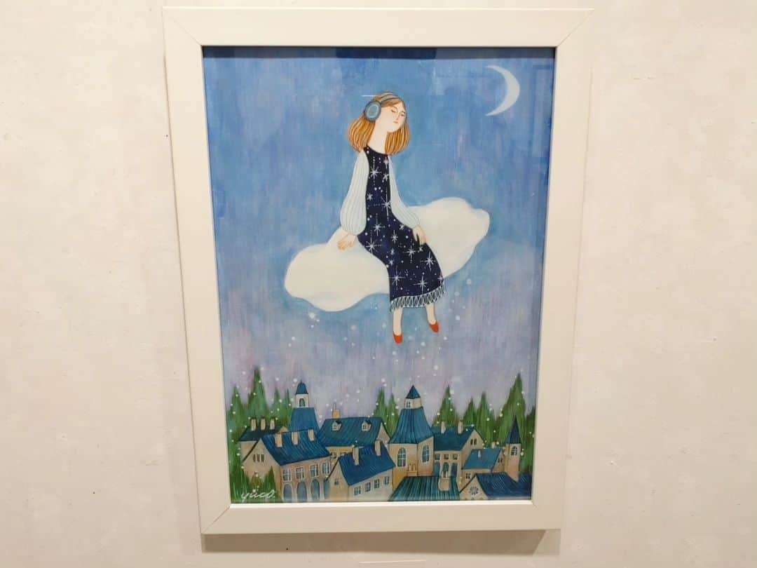 Art Mall（アートモール）のインスタグラム：「小山ゆうこ 個展 「ゆだねる時」 Yuco Oyama Exhibition 2023年10月3日(火)～10月8日(日) 12:00～20:00（最終日17:00終了） 会場：アートモール  This week's exhibition Yuco Oyama Solo Exhibition November 3 tue - November 8 sun, 2023 artist : OYAMAHA Yuko tue - sat 12pm-8pm  (sun 12pm-5pm)  #小山ゆうこ #おやまゆうこ #YukoOyama #テンペラ画 #銅版画 #紙版画 #幻想画 #動物画 #アート購入 #インテリアアート #アートのある暮らし #アート購入 #contemporaryart #日本橋 #三越前 #アートモール #artmall #アートショップ #artshop https://www.artmall.tokyo/」