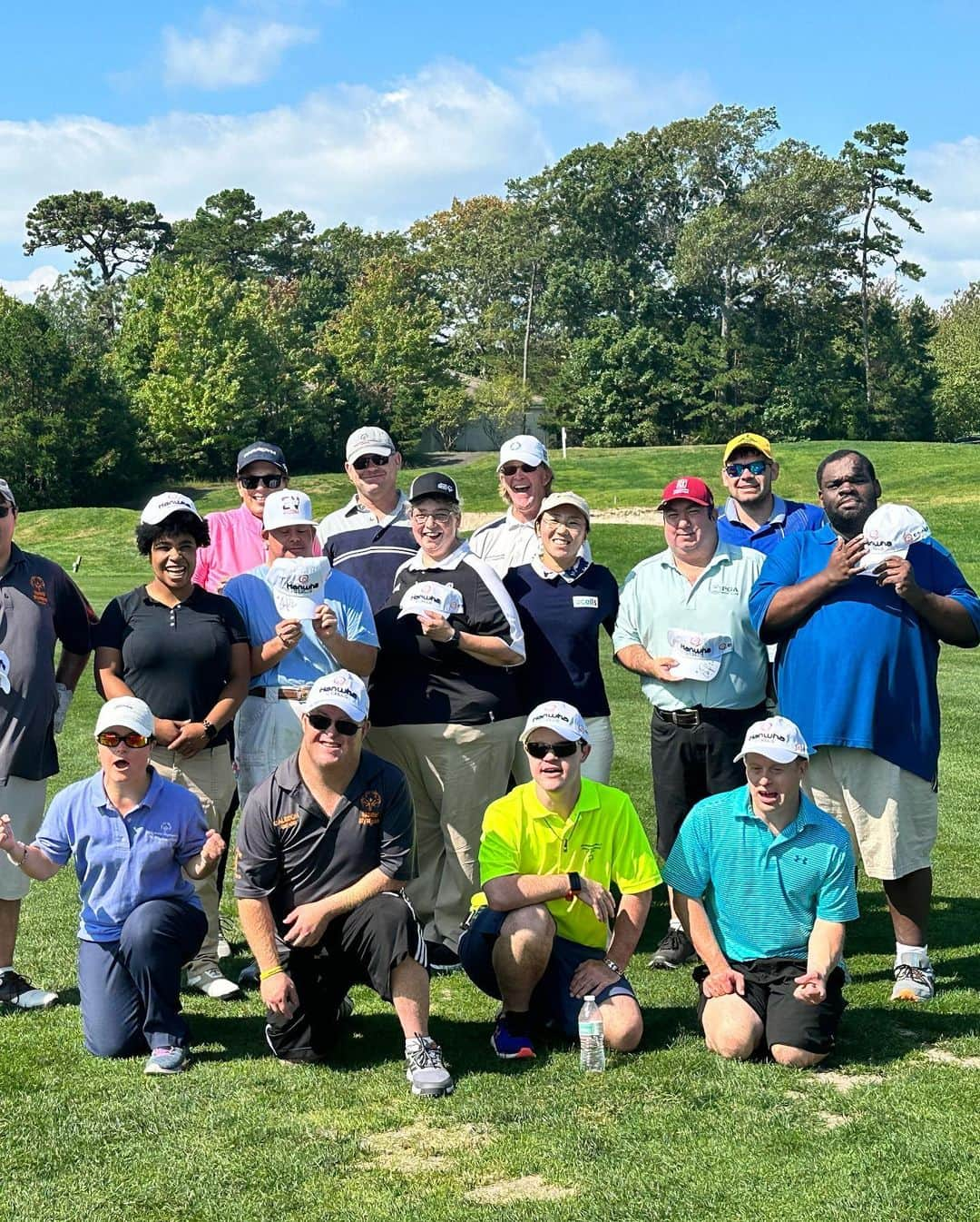 キム・インキョンさんのインスタグラム写真 - (キム・インキョンInstagram)「. It was so wonderful to see you all today. Once again an amazing Golf has brought us together and I am beyond grateful for being a part of Special Olympics movement and life long friendships.  " Let me win. But if I cannot win, let me be brave in the attempt.” Thanks to all the coaches, volunteers and everyone who made this wonderful event possible.  @sonorthamerica @specialolympicsnj  @shoprite #seaviewgalloway#스페셜올림픽골프」10月3日 10時31分 - ik__golf