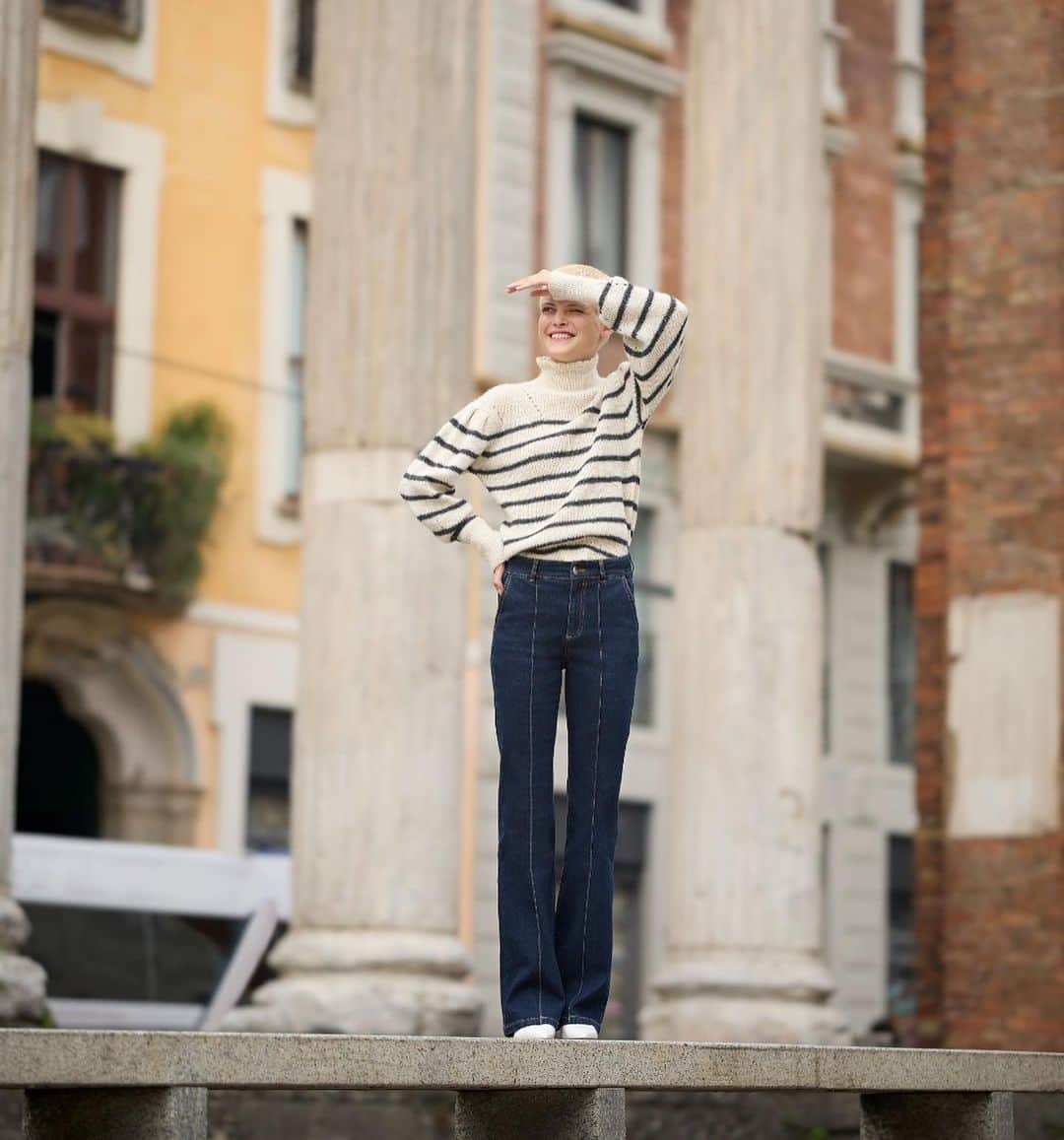のインスタグラム：「Spotted! Your next fav Denim!   #calzedonia」