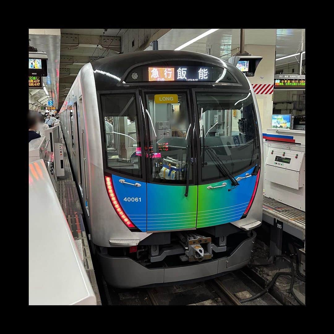 伊藤壮吾のインスタグラム：「#今日の鉄道 1190番線 西武線の急行飯能行きで石神井公園へ。 石神井公園には、地下鉄から直通の各停清瀬行きと並んで到着。 激アツでした。」
