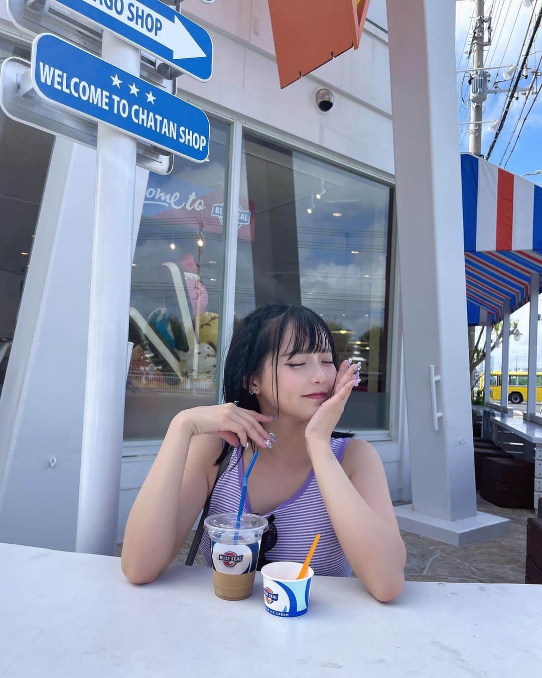 福山梨乃さんのインスタグラム写真 - (福山梨乃Instagram)「🧊🧊 . 沖縄1日目の写真たち~~ソーキそばたべてアメリカンビレッジ巡った✌🏻✌🏻ブルーシールのさとうきび味みたいなのめっちゃ好きだったのにいつのまになくなったのですか！？！？」10月3日 20時28分 - rinomaru_
