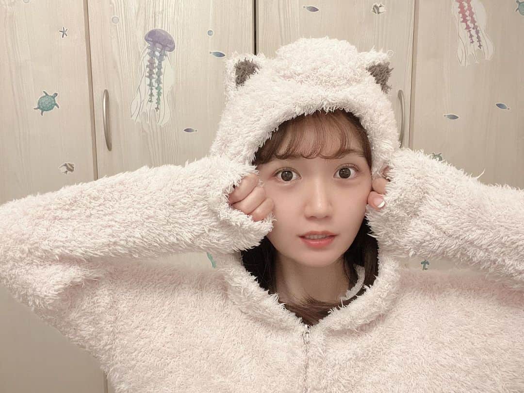 尾崎由香のインスタグラム：「もこもこジェラートピケ×ポケモンパジャマ👗💓  プリンのキッズサイズ買えました✌️ 快眠だ✨  #パジャマ　#プリン　#ポケモン　#ジェラートピケ  #ジェラピケ #gelatopique #pokemon  #パジャマ女子  @gelatopique_official」