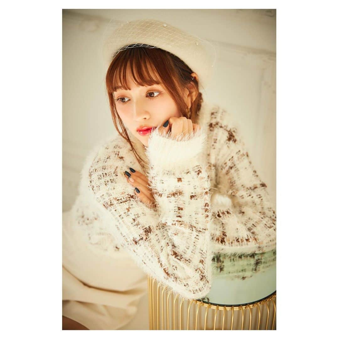 長谷川美月さんのインスタグラム写真 - (長谷川美月Instagram)「. ROYAL PARTY (@royalparty_official ) October LOOK🩰  今回もモデル務めさせて頂きました୨୧ 秋のアイテムも抜群に可愛いの~ 是非チェックしてくださいな」10月3日 20時48分 - mxx.____29