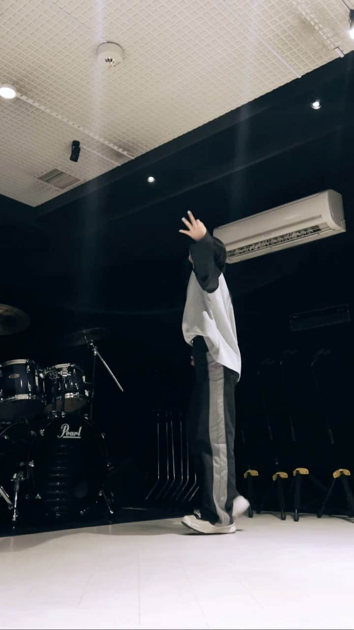 熊代珠琳のインスタグラム：「3D 👌  #jungkook #jungkook_3d #bts #reels #reelsinstagram」