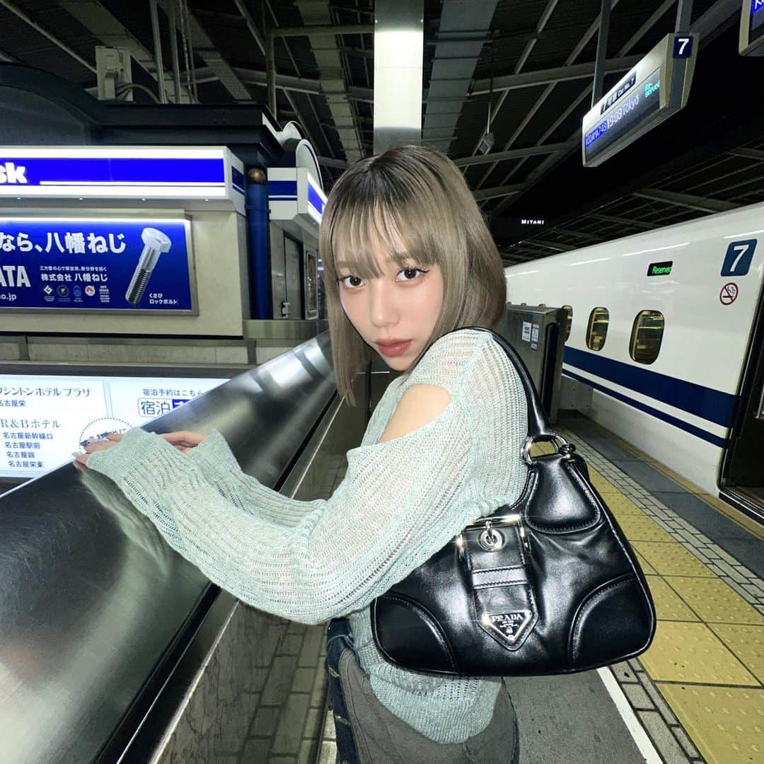 タナカガのインスタグラム：「なんか自分の為にこんなに思ってくれる人がいるなら、私もその人がどんな状況になってもどんな事があっても味方になるしずっと一緒にいるしいつまでも大好き。って思える。だから皆が私の事を好きでいてくれる限り私も皆の事一生大好きやと思う。嫌いなら私も嫌い。好きなら私も好き。そういう人間やねん。」