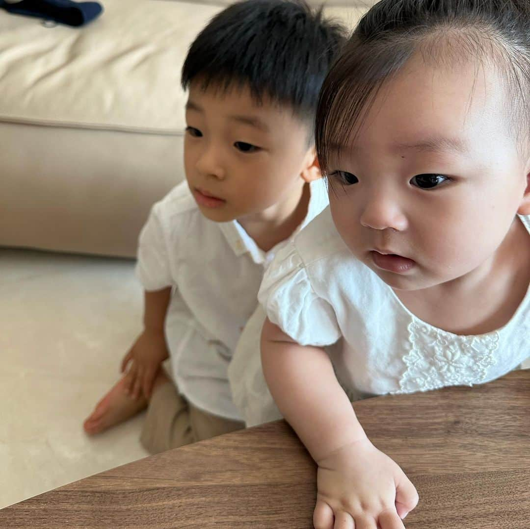 ヒョンア さんのインスタグラム写真 - (ヒョンア Instagram)「추석연휴동안 두 남매👨‍👩‍👧‍👦」10月3日 21時22分 - moongom119