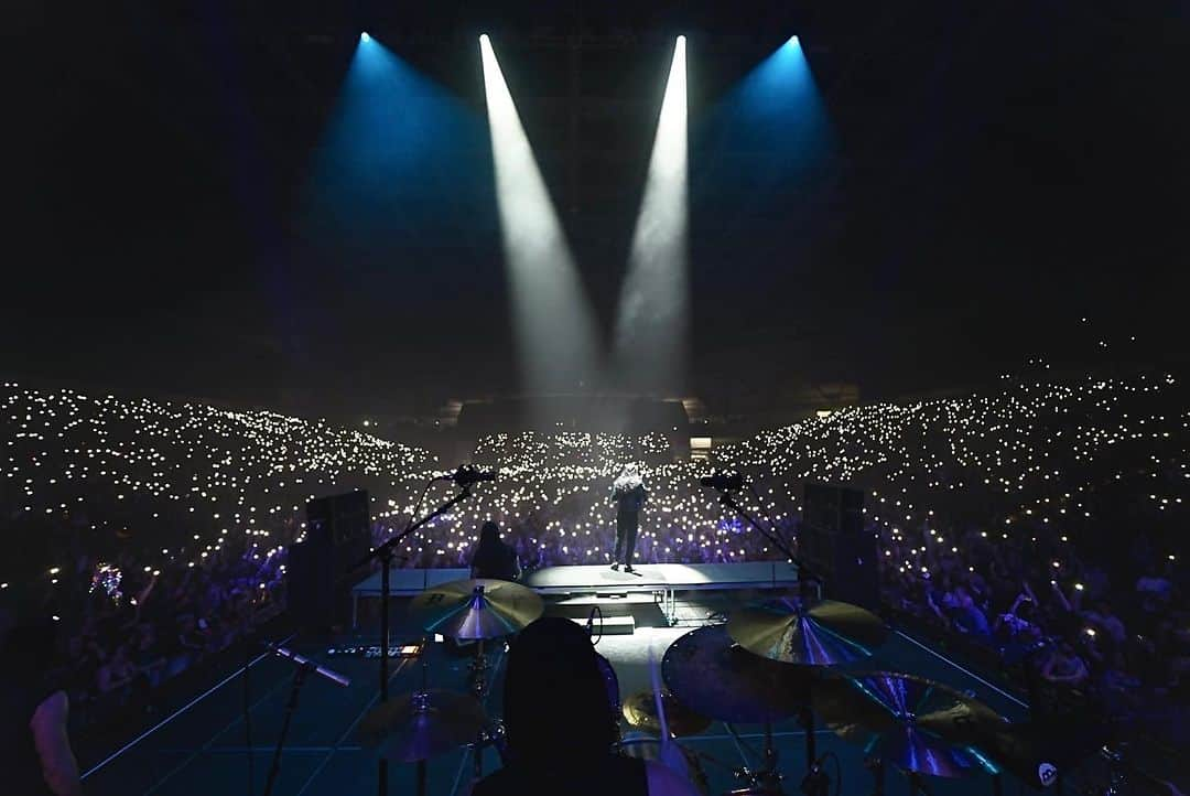 ロニー・ラドクさんのインスタグラム写真 - (ロニー・ラドクInstagram)「Seattle this is insane #tacomadome」10月3日 12時56分 - ronnieradke