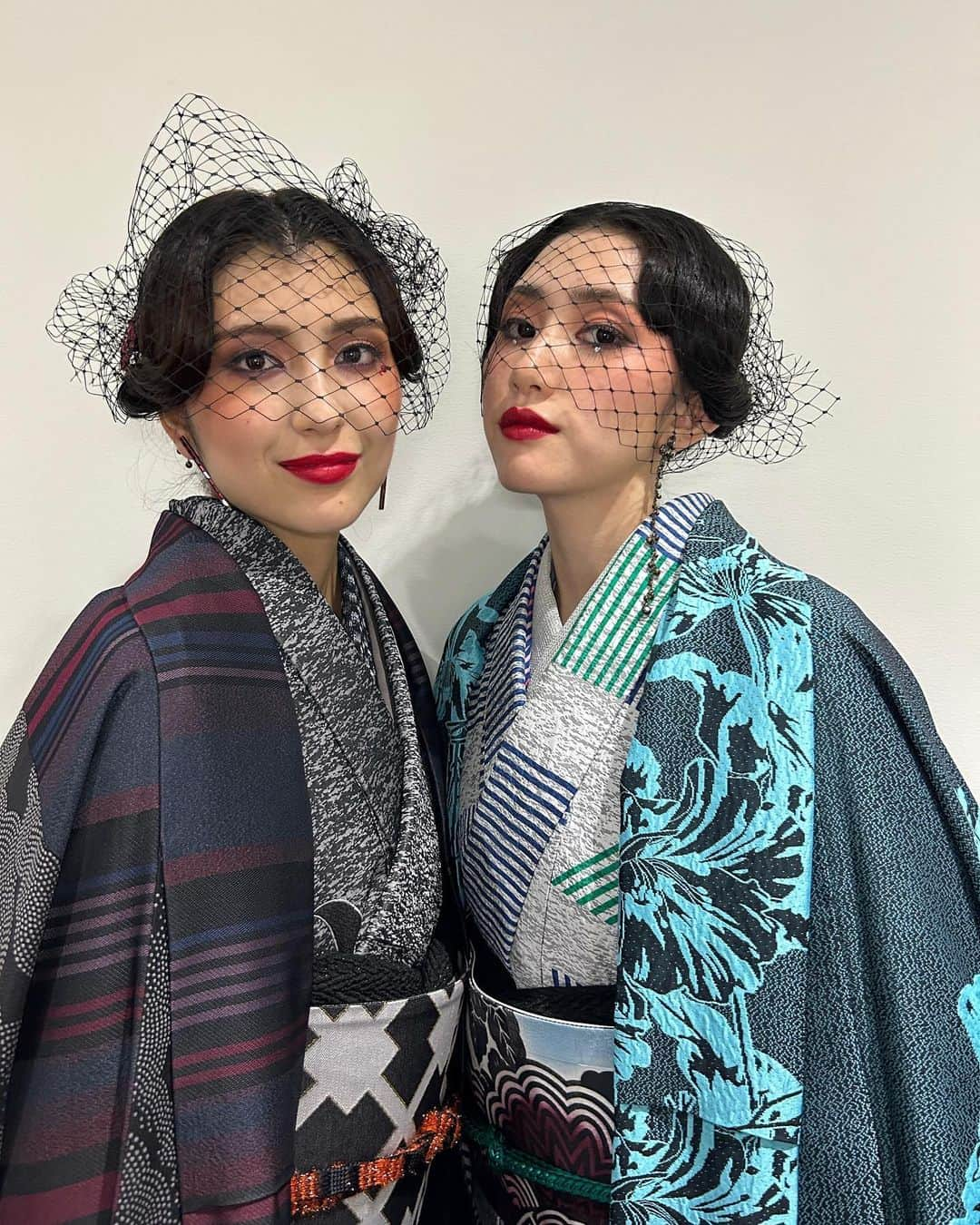 黒田瑞貴さんのインスタグラム写真 - (黒田瑞貴Instagram)「@yumiko.kamada   毎回タイプすぎるヘアメイクをしてくださる鎌田さん💄🤍  今回も楽しすぎるチームJOTAROでした🤍🤍🤍  @jotaro_saito_ginzasix @saitojotaro   #kimono #着物　#fashiongram #instafashion #jotarosaito」10月3日 14時06分 - kurodamizuki_