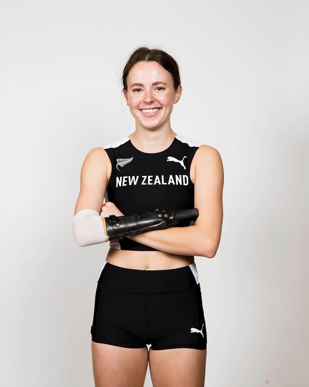 Anna Grimaldiのインスタグラム：「“Being content with what you feel about yourself, your ability and what your body can do, that's more than a gold medal could ever offer me.”  This years world champs campaign was the lifeline my brain needed. A chance to find contentment with my success but also joy in all of the things outside of it too.   I caught up with @accnewzealand and had a chat about my strange relationship with success and my appreciation for where I’m at now, the article link is on my Facebook page which is linked in my bio!   “I ended up having the most successful tour of my life, regardless of the results. It was the most freeing thing I’ve ever felt in my life.” 💛」