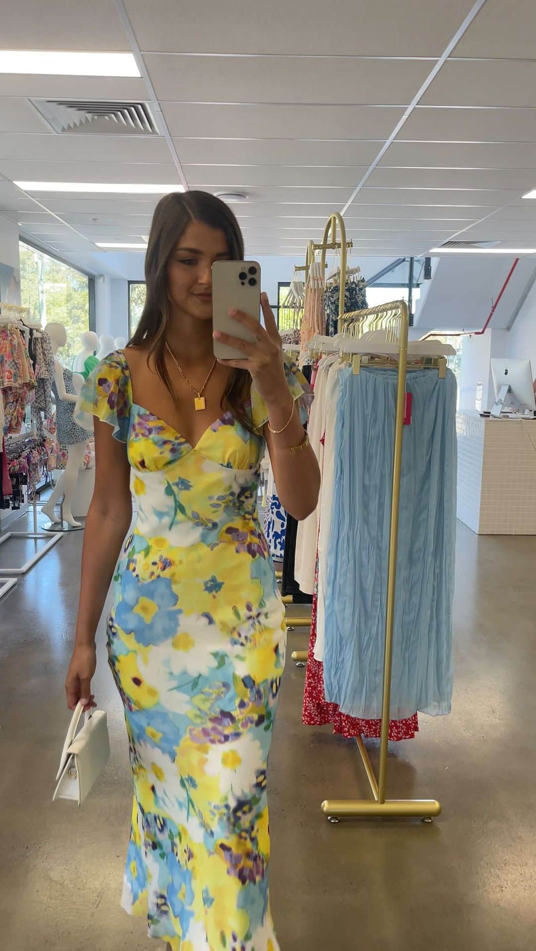 Beginning Boutiqueのインスタグラム：「Our beautiful designer, Tam, wearing new styles from our latest Wedding Guest collection, Save the Date 💐 Which piece is your favourite?」