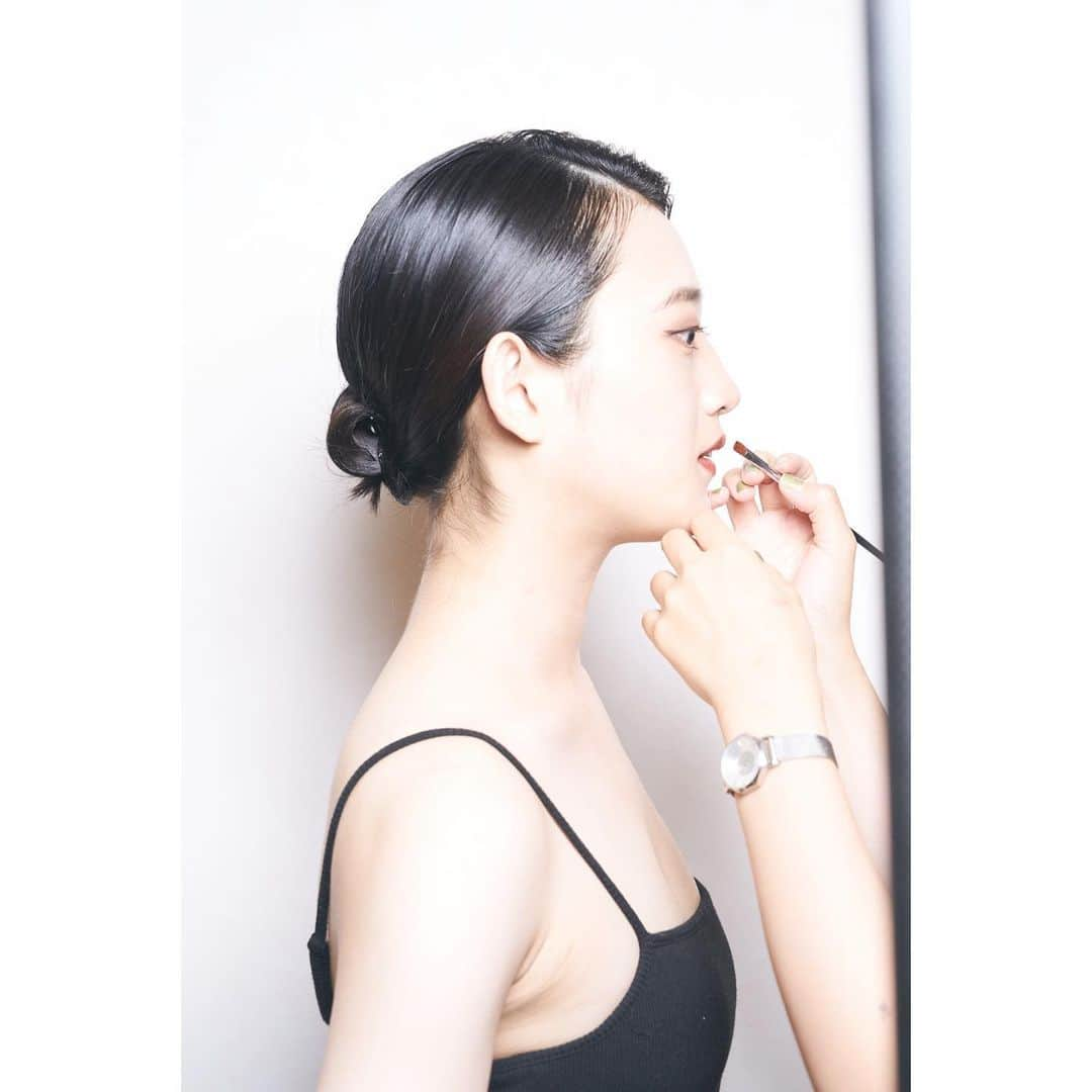 平田純のインスタグラム：「#オフショット  #offshot  #photo  #photography  #model  #横顔  #side  #sideface  #face  #make #makeup  #portrait  #Lady  #girl  #japan  #japanstyle  #blackhairstyles  #blackhair fashionmodel  #Japanese  #japanesegirl  #Japanesemodel  #ミシェルエンターテイメント  #me  #look  #she #everyday  #every  #life  #自分  #私」