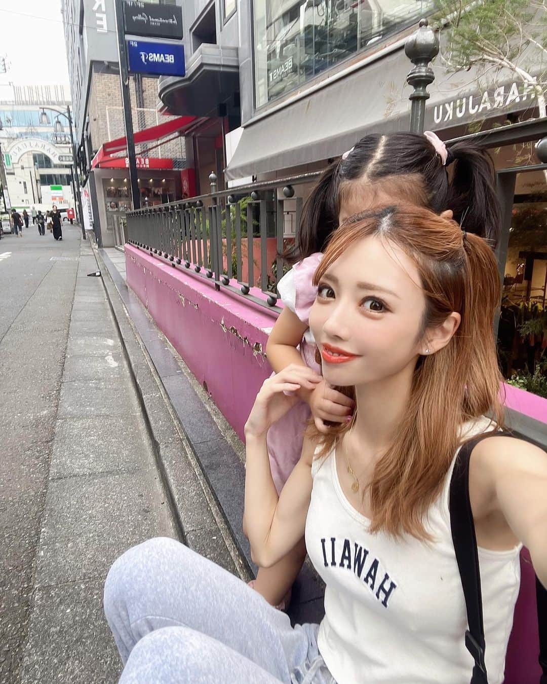 MARIEさんのインスタグラム写真 - (MARIEInstagram)「原宿からの代々木公園の北海道フェア🐮 いくら、蟹、ラム肉、ほっけが大好きで 北海道フェアに打ってつけの味覚おじさん娘(4歳)が ついにウニの美味しさを知ってしまった。  #原宿 #原宿竹下通り #べびたっぴ  #harajuku #北海道フェア #代々木公園」10月3日 16時05分 - marie_mimura