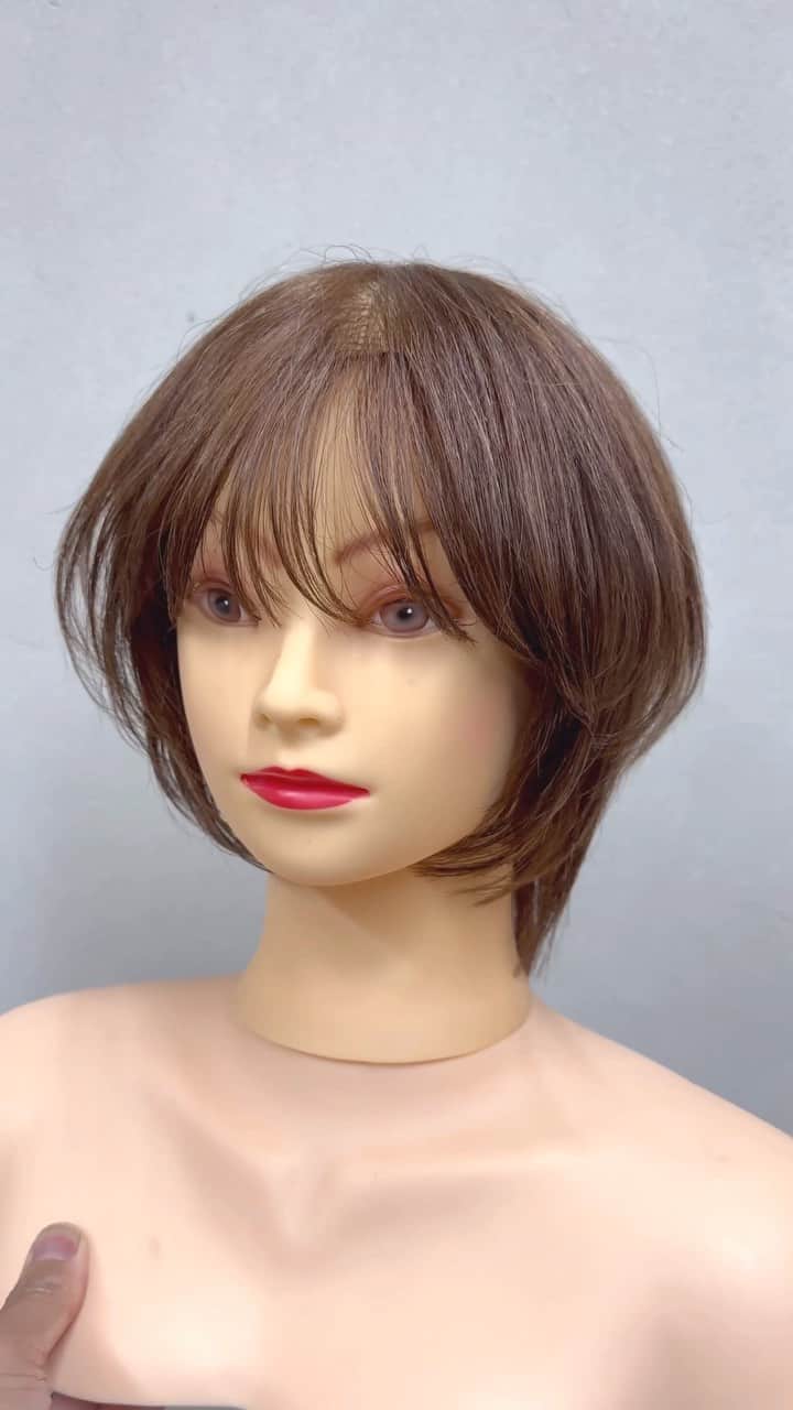 鶴谷和俊のインスタグラム：「ショートヘア/short hair  使用ハサミ ・JOEWELL @joewell_global  @joewell_japan  ニューコバルト NC-5 ・HIKARI セニング、スライドハサミ  ##Japanesehairstyle #ショートヘア #カット #ヘアカット #ヘアスタイル #髪型 #ทรงผม #ตัดผม #頭髮款式 #剪頭髮 #hair  #hairstyle #hairstyles #hairstyleideas #hairstylest #hairstyle #hairstylevideo #머리스타일 #머리스타일 #긴머리레이어드컷  #긴머리레이어드펌  #레이어드컷  #레이어드펌  #c컬  #여자머리  #여신머리  #하움 #허그컷  #허그펌」