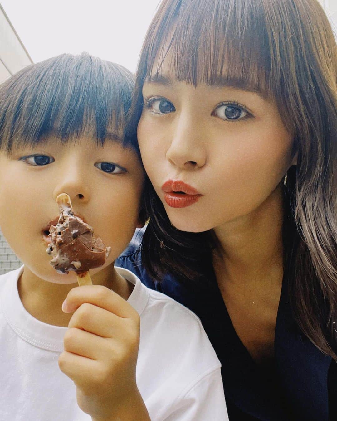 日下部ゆいこさんのインスタグラム写真 - (日下部ゆいこInstagram)「. . ニューヘアは 髪を巻くとこんな感じ。 . . 涼しくなってきたから 衣替えしなければー。 . . #hair#hairstyle#me#ヘア#ミディアム#ミディアムボブ」10月3日 17時06分 - yuiko_kusakabe