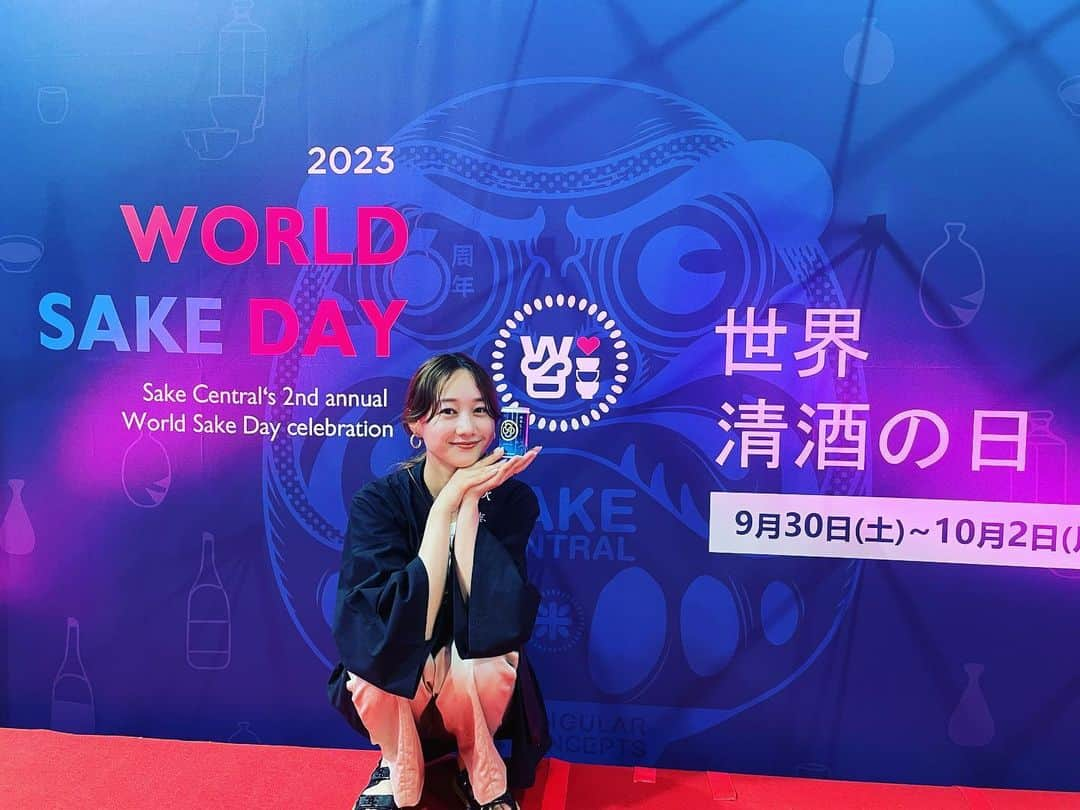 高田秋のインスタグラム：「香港🇭🇰で行われた、 WORLD SAKE DAYに🍶 私のプロデュースしているお酒、秋華七も出店しました🤍 香港の沢山の方に飲んでいただけて嬉しい♡  初香港も楽しかった〜🤍🍶  昨日帰国して本日は朝から 京都で酒造巡りのロケ中！ 明日も楽しみまーす🤍  #hongkong  #japanesesake  #worldsakeday  #香港」