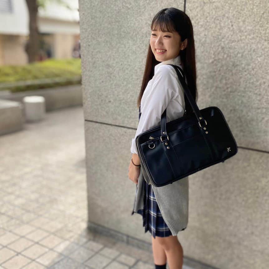 制服専門店CONOMiさんのインスタグラム写真 - (制服専門店CONOMiInstagram)「モデル▷▶︎▷ @lenon_cha  . . .  #conomi #このみ #制服 #なんちゃって制服 #制服アワード #制服ディズニー #制服ユニバ #制服交換 #制服コーデ #制服アレンジ #制服jk #放課後jk #jkブランド #jkの素敵な思い出 #jk制服 #アオハル #jk1 #jk2 #jk3」10月3日 18時09分 - conomi_official