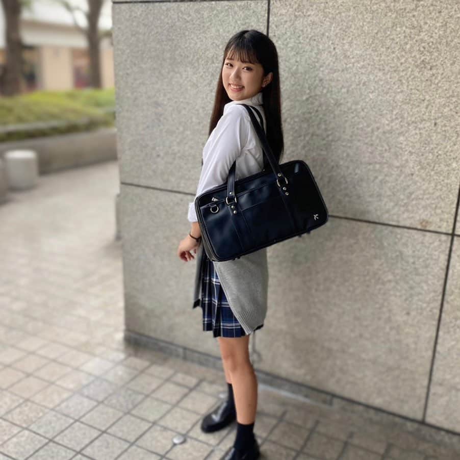制服専門店CONOMiさんのインスタグラム写真 - (制服専門店CONOMiInstagram)「モデル▷▶︎▷ @lenon_cha  . . .  #conomi #このみ #制服 #なんちゃって制服 #制服アワード #制服ディズニー #制服ユニバ #制服交換 #制服コーデ #制服アレンジ #制服jk #放課後jk #jkブランド #jkの素敵な思い出 #jk制服 #アオハル #jk1 #jk2 #jk3」10月3日 18時09分 - conomi_official