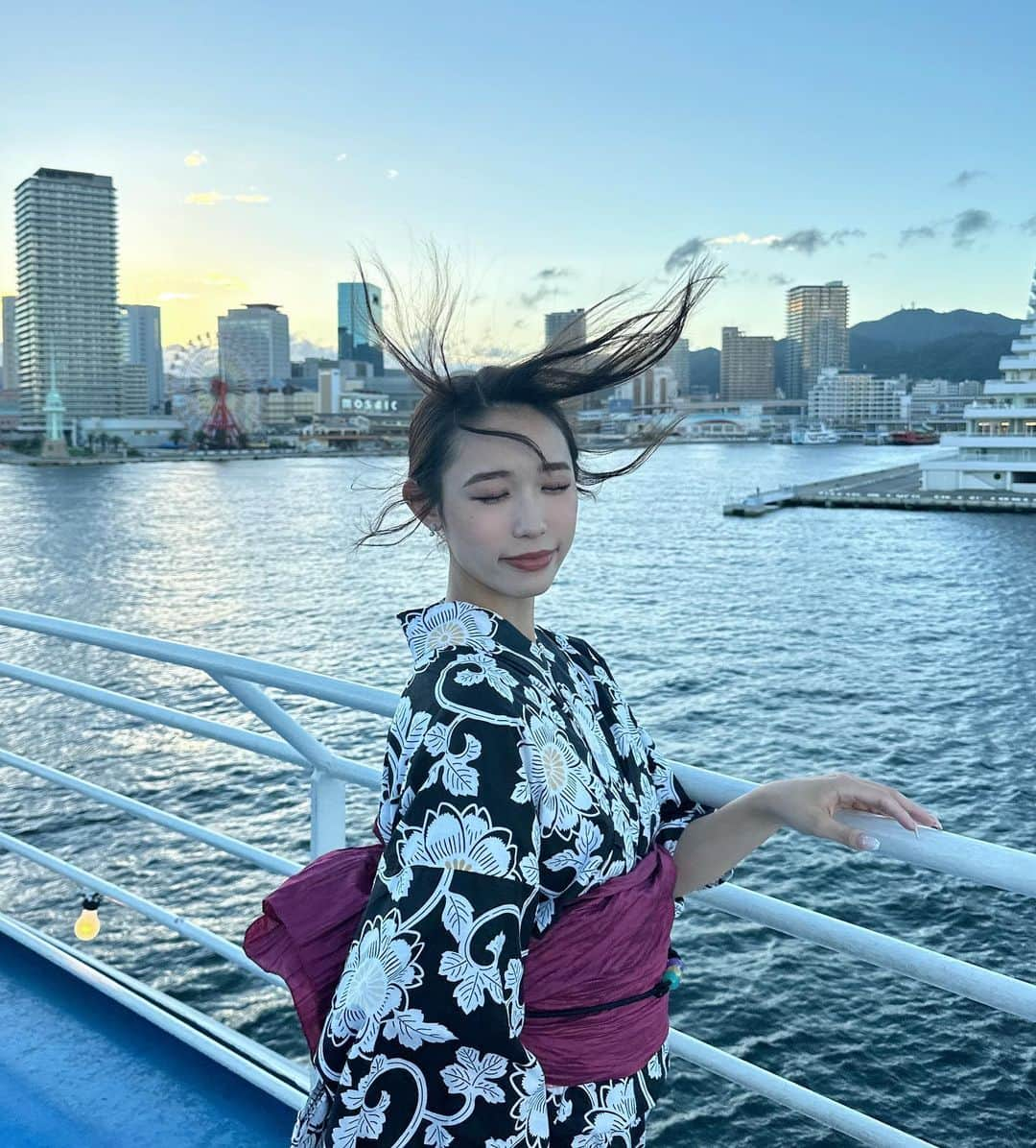 山本瑠香さんのインスタグラム写真 - (山本瑠香Instagram)「クルージング🚢♡✨  ルミナス神戸でビアガーデンを🍻🫧  浴衣で行くと半額って知って 行くしかない！と思って行ってきました🫶🏻  夏の投稿まだまだ載せたいのあって もう秋やのに夏らしい投稿続くけど すみません🥲 まあだれも気にしてないか〜！！ . . . #神戸 #神戸観光 #神戸グルメ #神戸ディナー #神戸クルージング  #クルージング #クルージングディナー #ルミナス #ルミナス神戸 #ビアガ  #ビアガーデン #浴衣 #浴衣女子 #浴衣ヘアアレンジ #浴衣ヘア #浴衣コーデ」10月3日 18時05分 - ruka_1010_team8