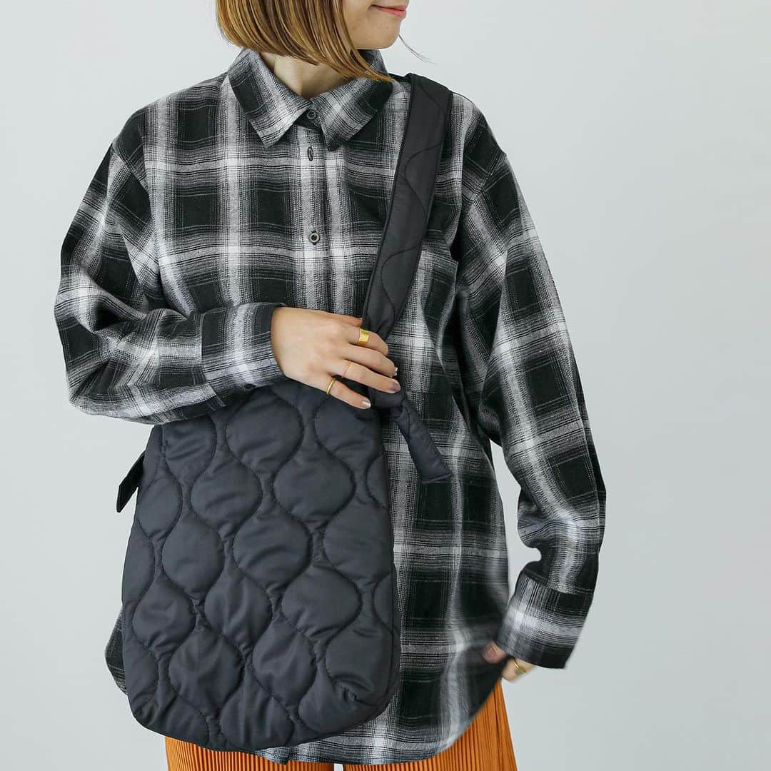 Lugnoncure（ルノンキュール）さんのインスタグラム写真 - (Lugnoncure（ルノンキュール）Instagram)「【Recommend Item】 ⁡ 秋らしい深めのカラーがポイントのネルチェックシャツ。 ⁡ オーバーサイズでゆったりとしたシルエットなのでサラッと羽織るだけで今年らしいラフな着こなしに。 ⁡ シャツとしても羽織としても、レイヤードコーデのインナーとしてもお使いいただけます◎ ⁡ ------------------------------------------ ⁡ #shirt ¥4,290(tax incl.) _No.1712318 off-white/brown/black ⁡ ------------------------------------------ ⁡ ※商品画像は、撮影環境やご利用のPC・スマートフォンのモニター環境などにより実物と色味に差異がある場合がございます。 ⁡ ⁡ #lugnoncure #ルノンキュール #オフコーデ #キレイめカジュアル #オフスタイル #休日コーデ #大人カジュアル #カジュアルコーデ #秋コーデ #チェックシャツ #ネルチェックシャツ #レイヤードコーデ #2023aw #canshopig #autumn #fashion」10月3日 18時05分 - lugnoncure