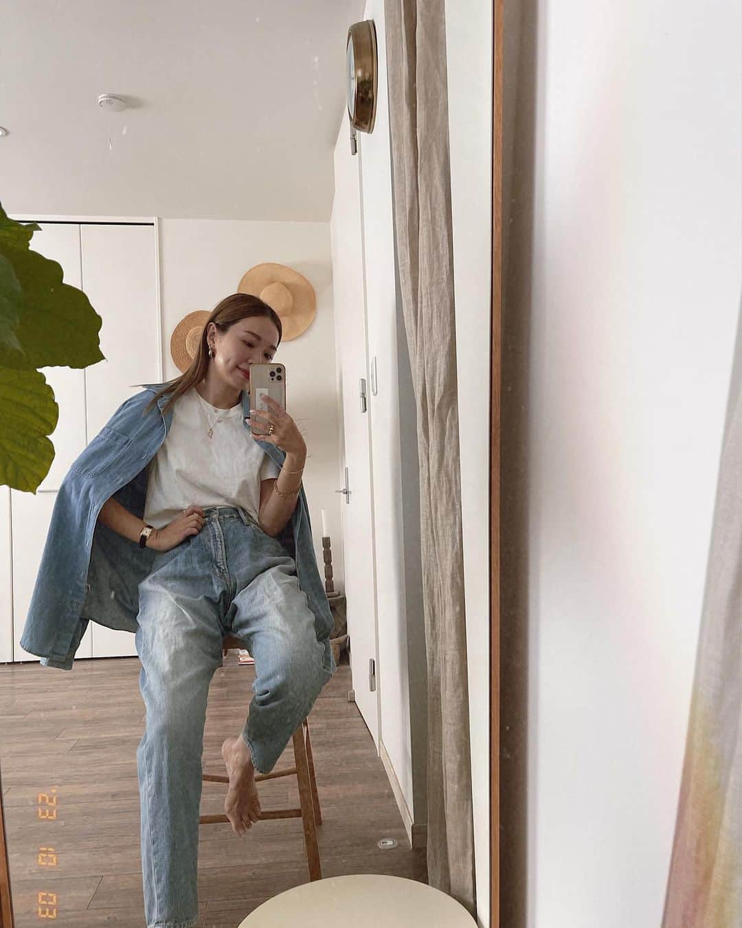 Love_Lifeのインスタグラム：「引き続き denim on denim 👖🤎」